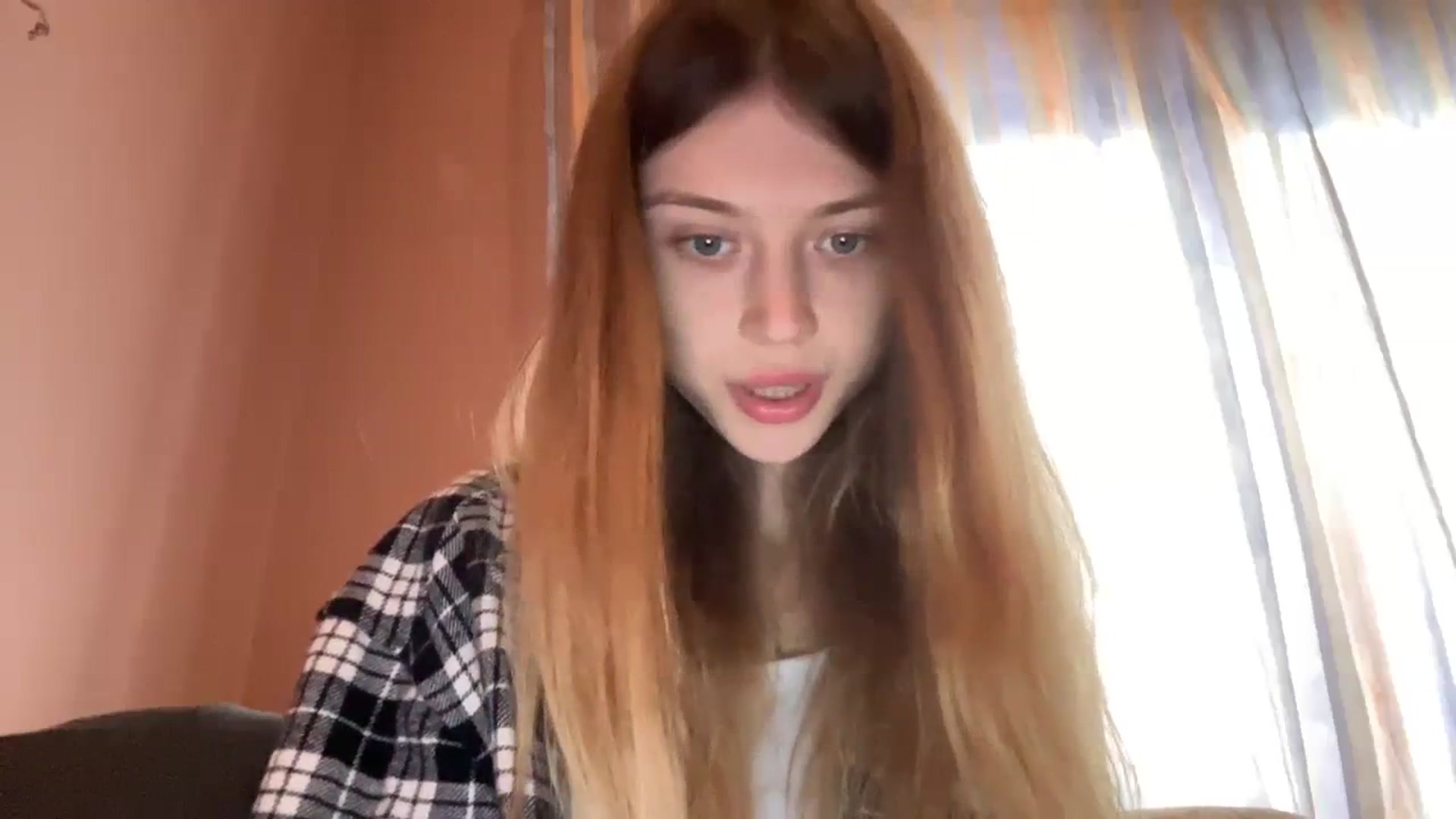 Gallery image thumbnail from Coconut_dream's myfreecams stream on, 11/18/2023, 08:40 image 12 of 20