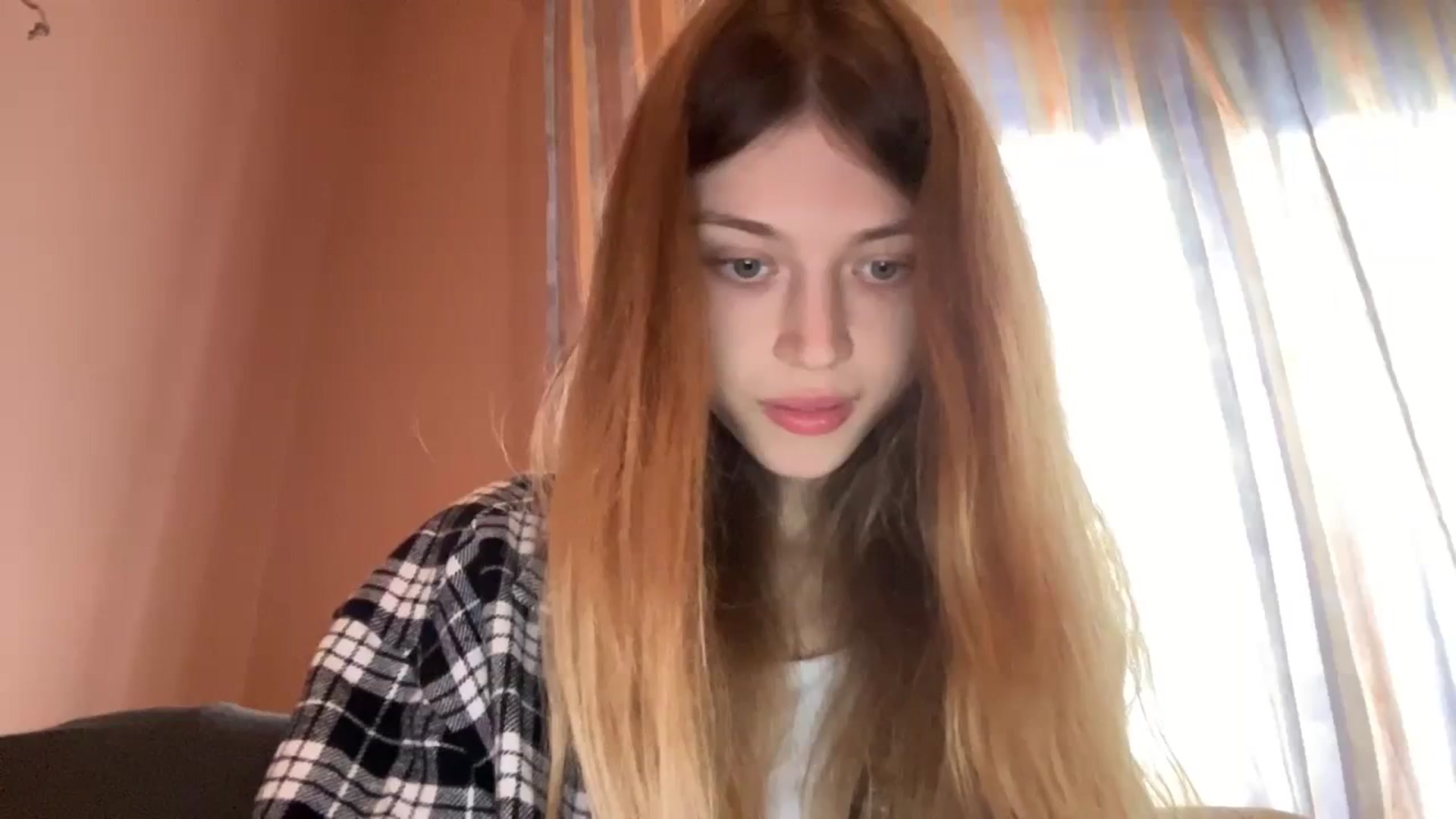 Gallery image thumbnail from Coconut_dream's myfreecams stream on, 11/18/2023, 08:40 image 14 of 20