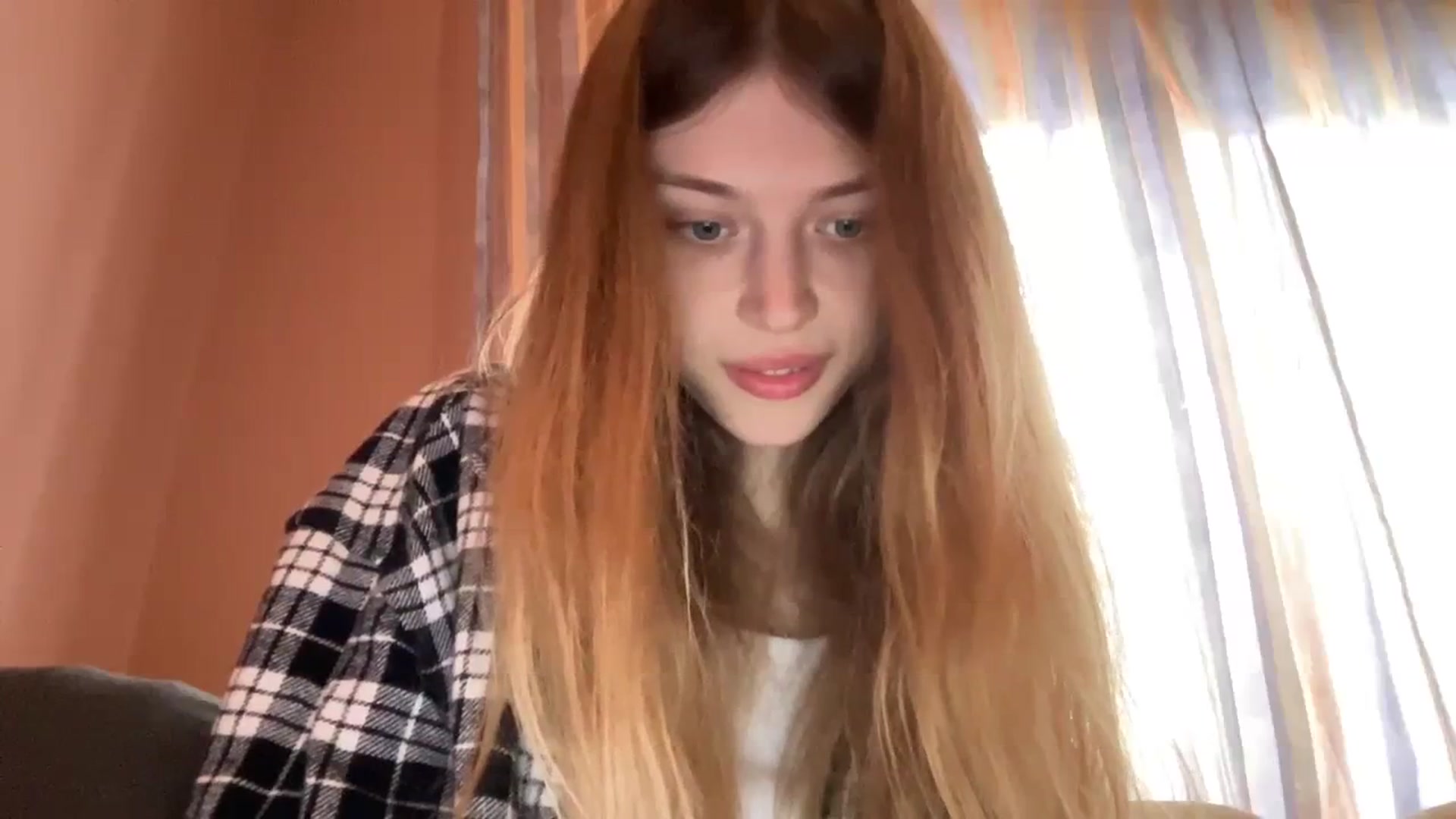 Gallery image thumbnail from Coconut_dream's myfreecams stream on, 11/18/2023, 08:40 image 6 of 20