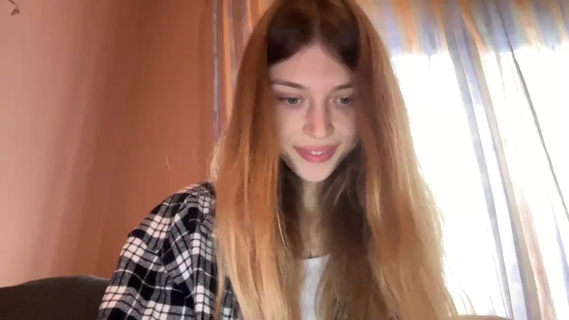 Gallery image thumbnail from Coconut_dream's myfreecams stream on, 11/18/2023, 08:40 image 9 of 20
