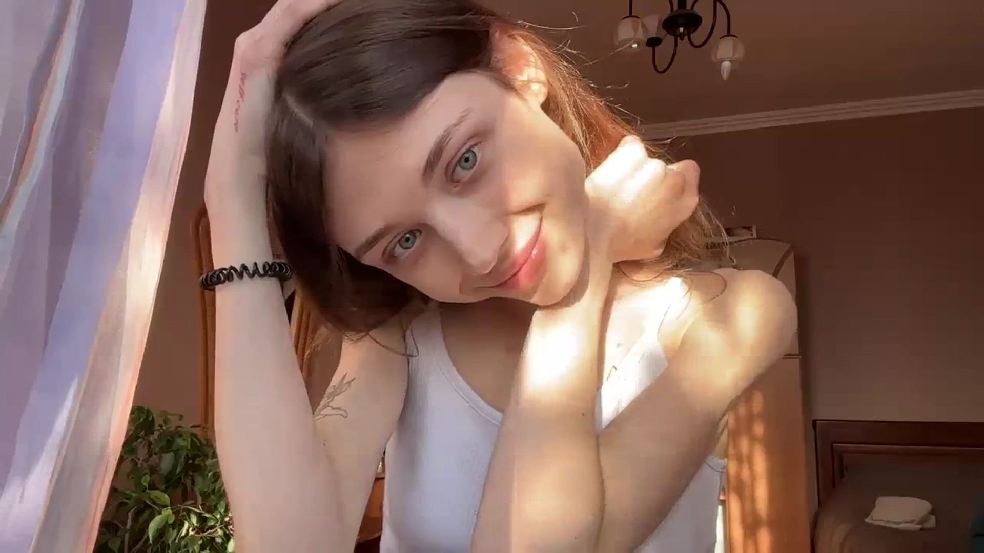 Gallery image thumbnail from Coconut_dream's myfreecams stream on, 11/22/2023, 08:48 image 9 of 20