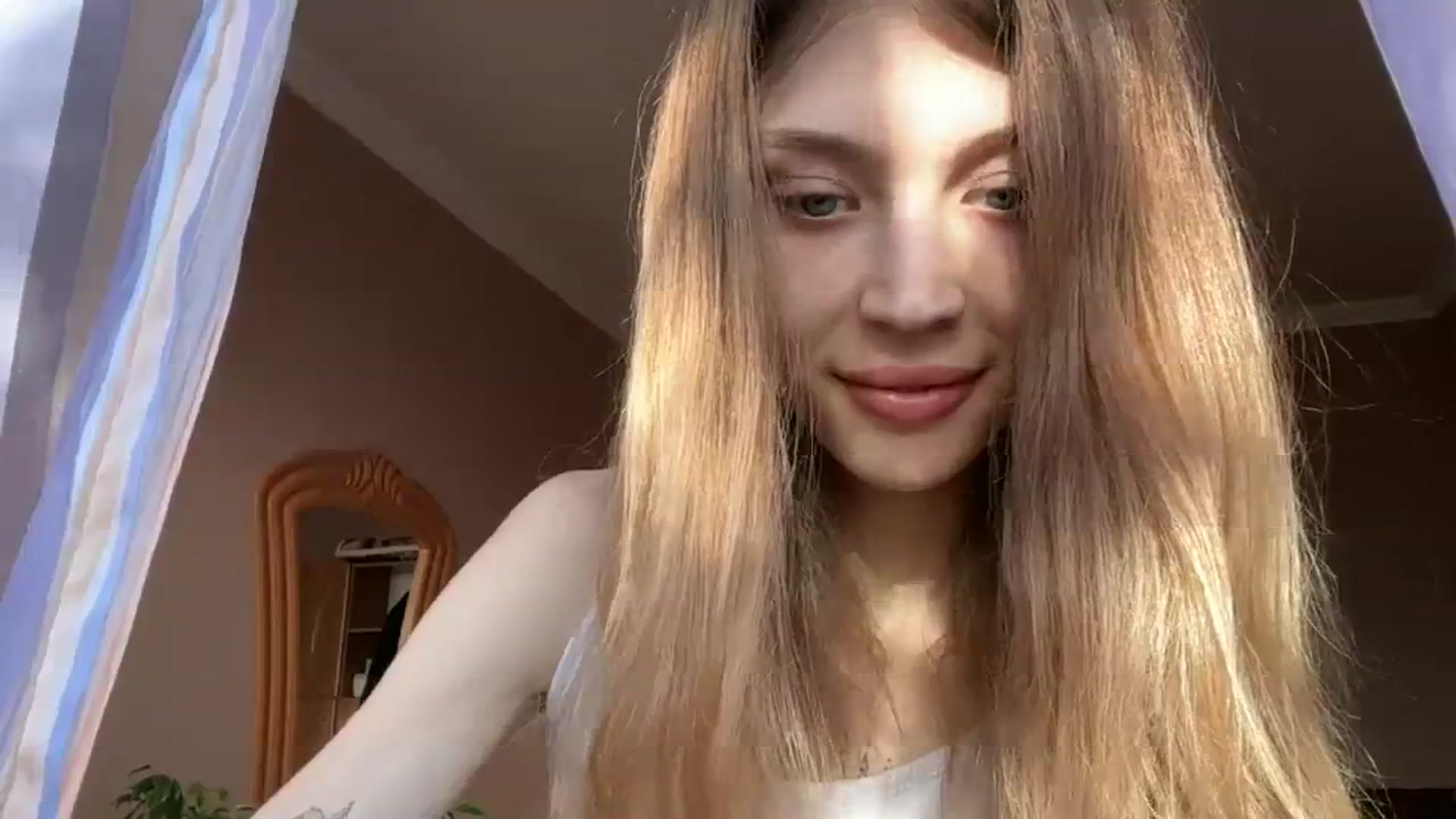 Gallery image thumbnail from Coconut_dream's myfreecams stream on, 11/22/2023, 08:48 image 3 of 20