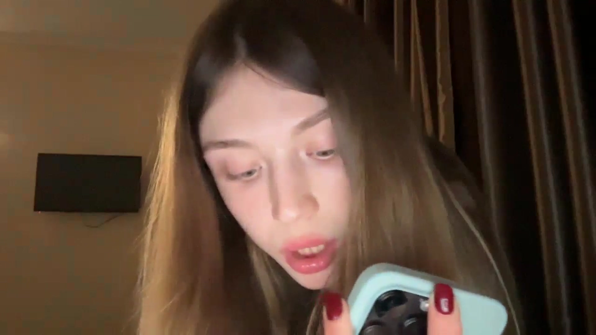 Gallery image thumbnail from Coconut_dream's myfreecams stream on, 11/22/2023, 17:10 image 6 of 20