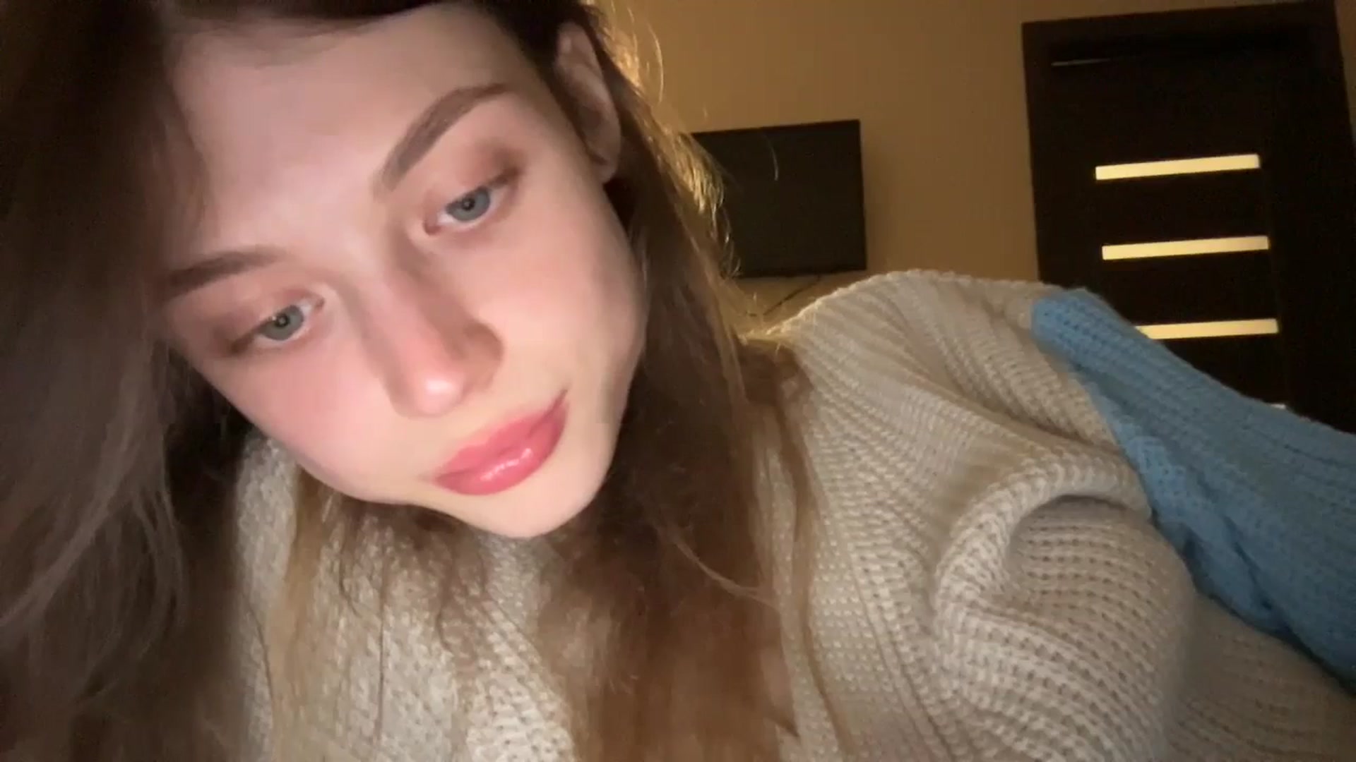 Gallery image thumbnail from Coconut_dream's myfreecams stream on, 11/22/2023, 17:10 image 20 of 20