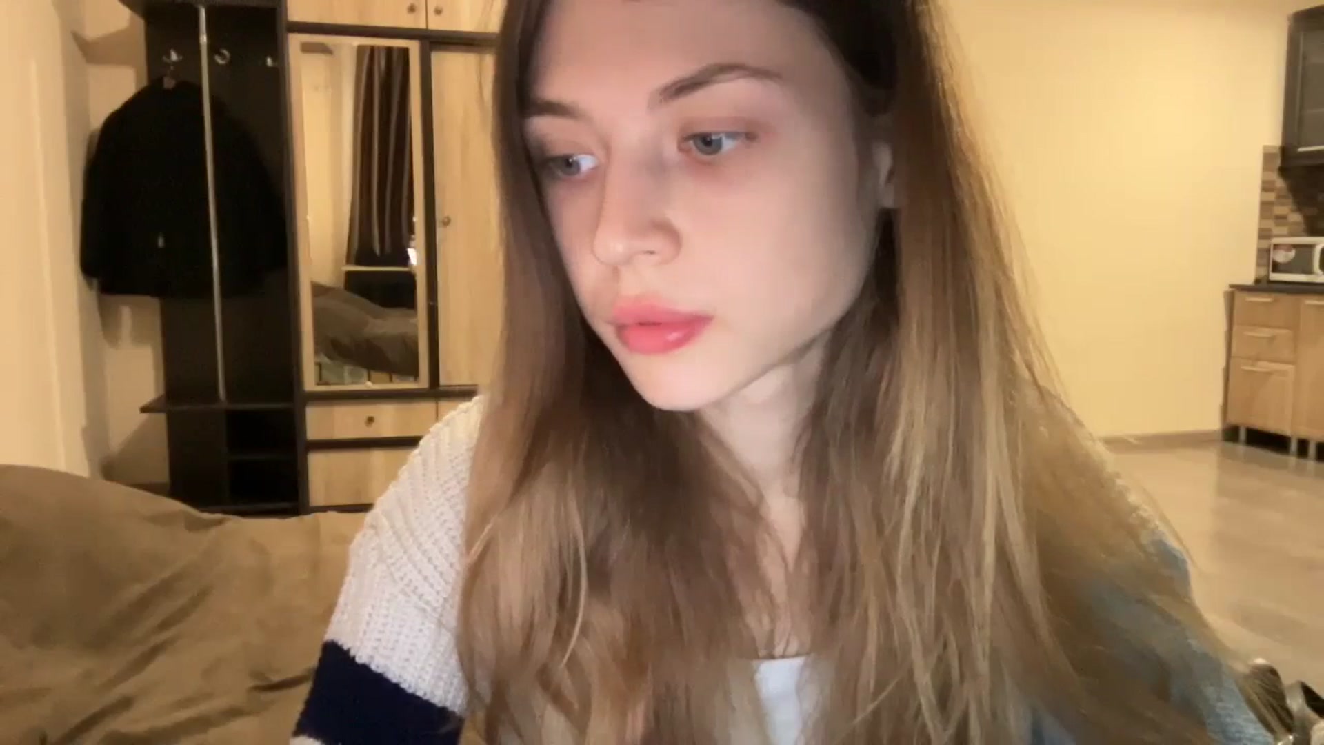 Gallery image thumbnail from Coconut_dream's myfreecams stream on, 11/23/2023, 09:11 image 8 of 20
