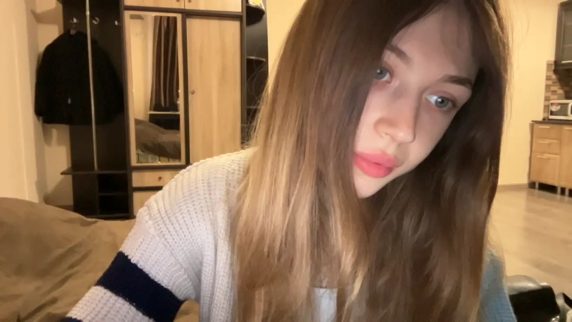 Gallery image thumbnail from Coconut_dream's myfreecams stream on, 11/23/2023, 09:11 image 1 of 20