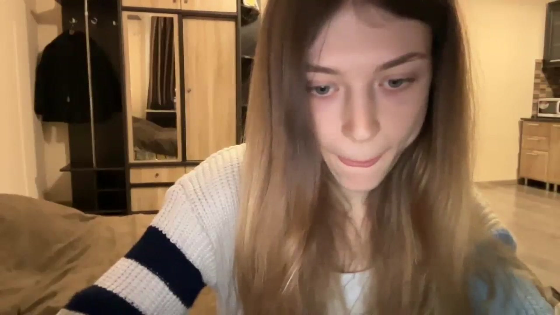 Gallery image thumbnail from Coconut_dream's myfreecams stream on, 11/23/2023, 09:11 image 12 of 20