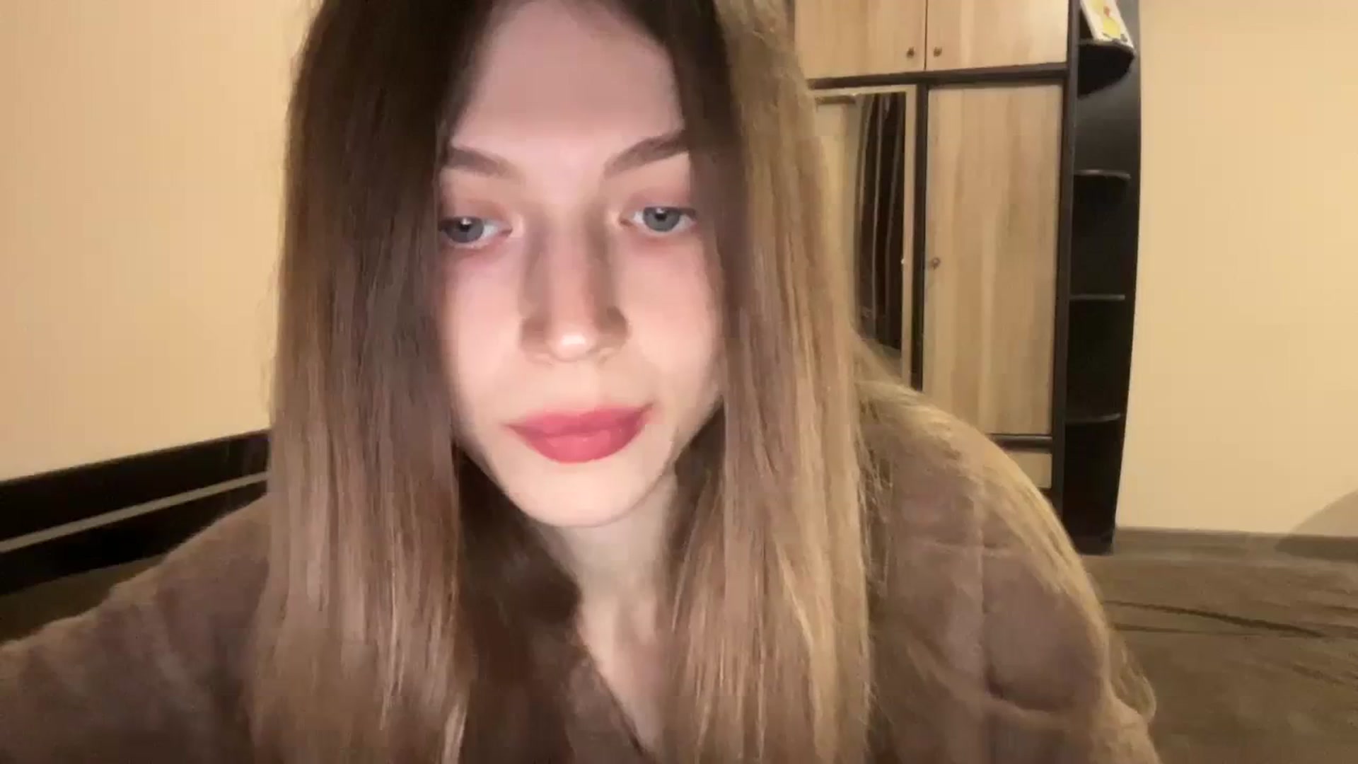 Gallery image thumbnail from Coconut_dream's myfreecams stream on, 11/24/2023, 10:15 image 2 of 20