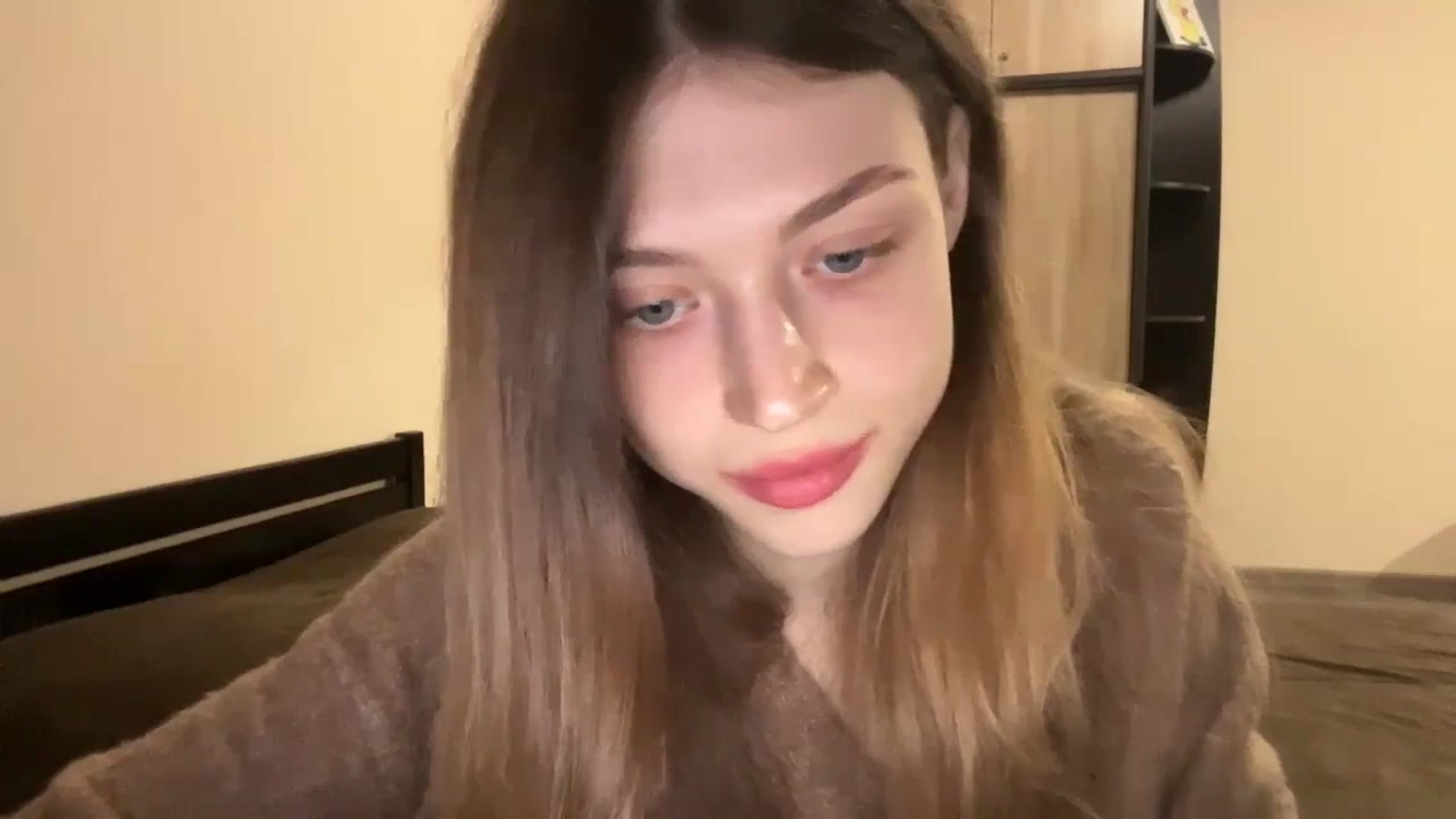 Gallery image thumbnail from Coconut_dream's myfreecams stream on, 11/24/2023, 10:15 image 9 of 20