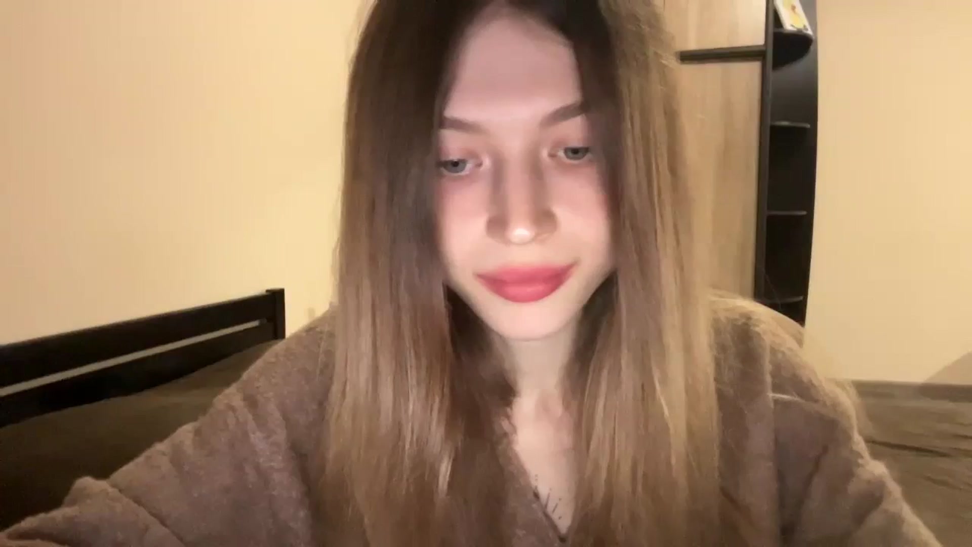 Gallery image thumbnail from Coconut_dream's myfreecams stream on, 11/24/2023, 10:15 image 4 of 20