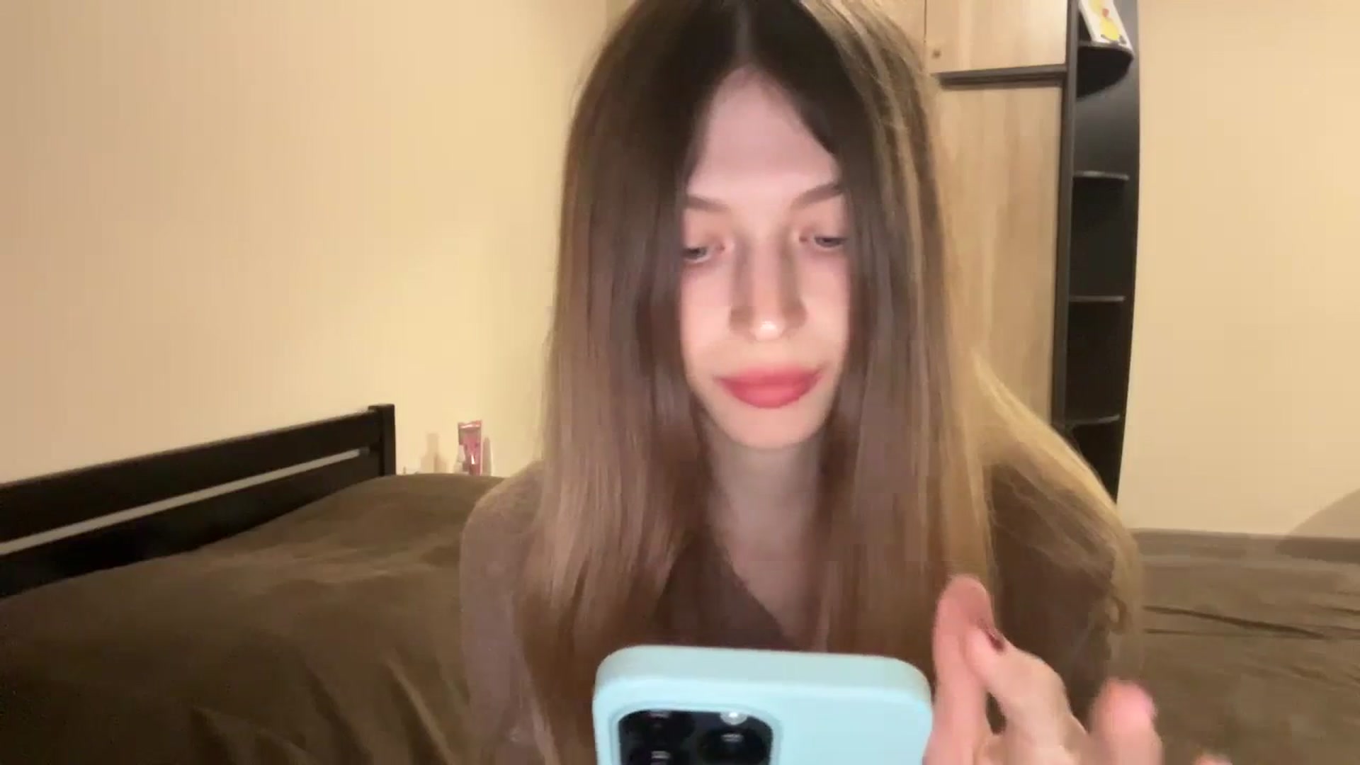 Gallery image thumbnail from Coconut_dream's myfreecams stream on, 11/24/2023, 10:15 image 13 of 20