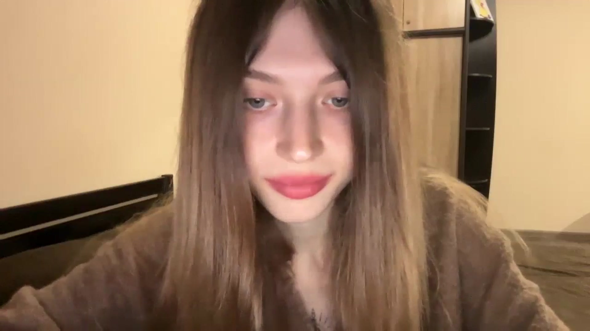 Gallery image thumbnail from Coconut_dream's myfreecams stream on, 11/24/2023, 10:15 image 6 of 20