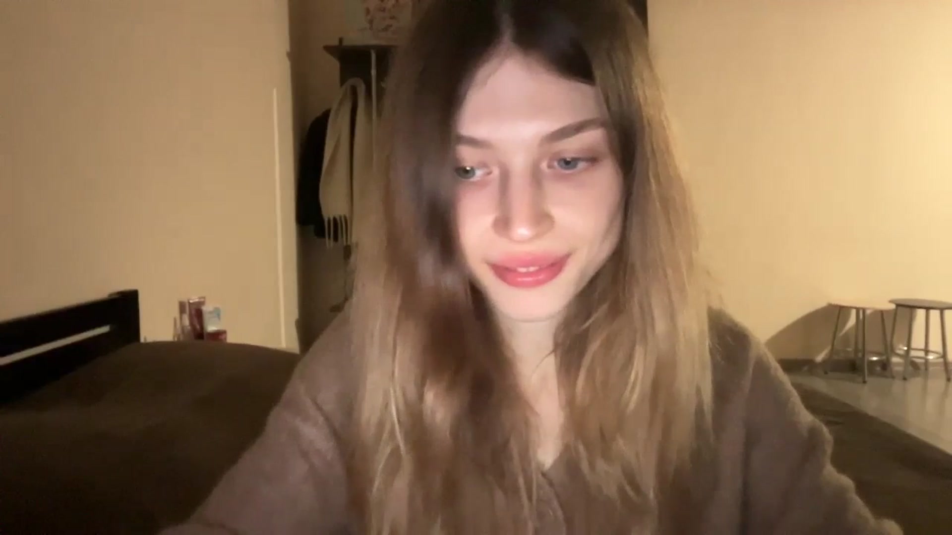 Gallery image thumbnail from Coconut_dream's myfreecams stream on, 11/24/2023, 14:01 image 14 of 20