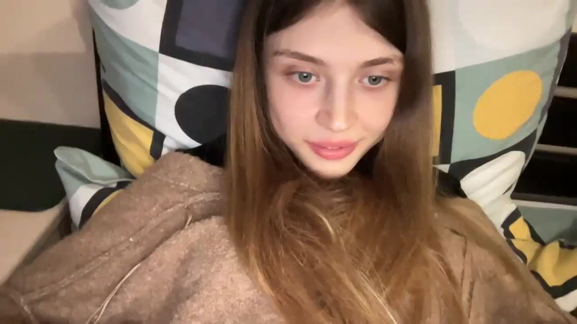 Gallery image thumbnail from Coconut_dream's myfreecams stream on, 11/25/2023, 14:11 image 18 of 20