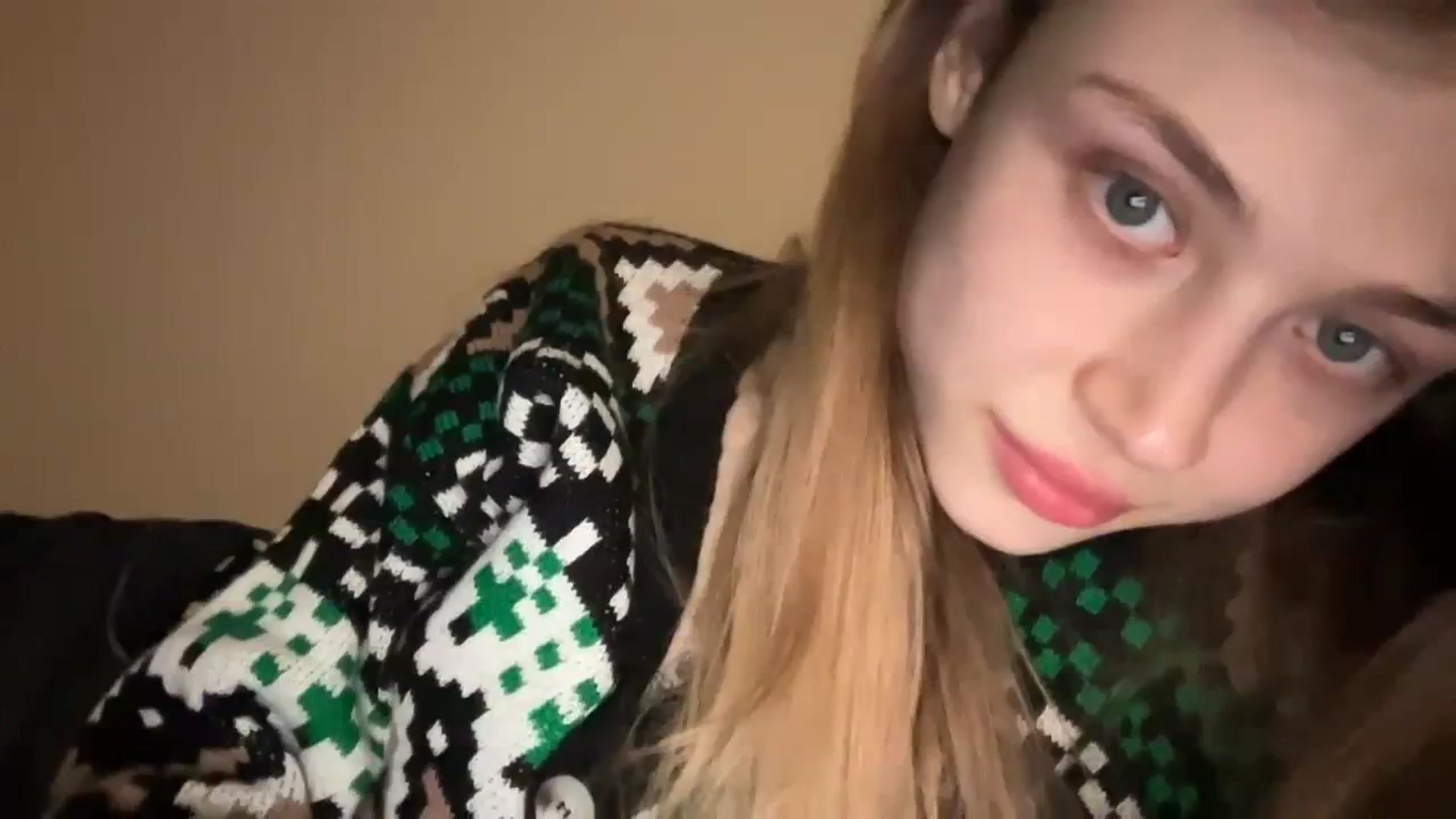 Gallery image thumbnail from Coconut_dream's myfreecams stream on, 11/26/2023, 17:59 image 19 of 20
