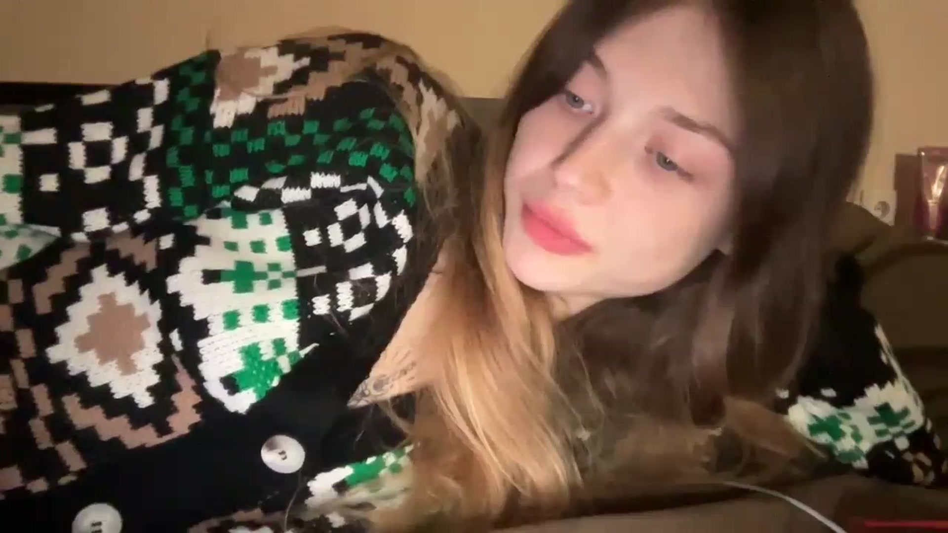 Gallery image thumbnail from Coconut_dream's myfreecams stream on, 11/26/2023, 17:59 image 10 of 20