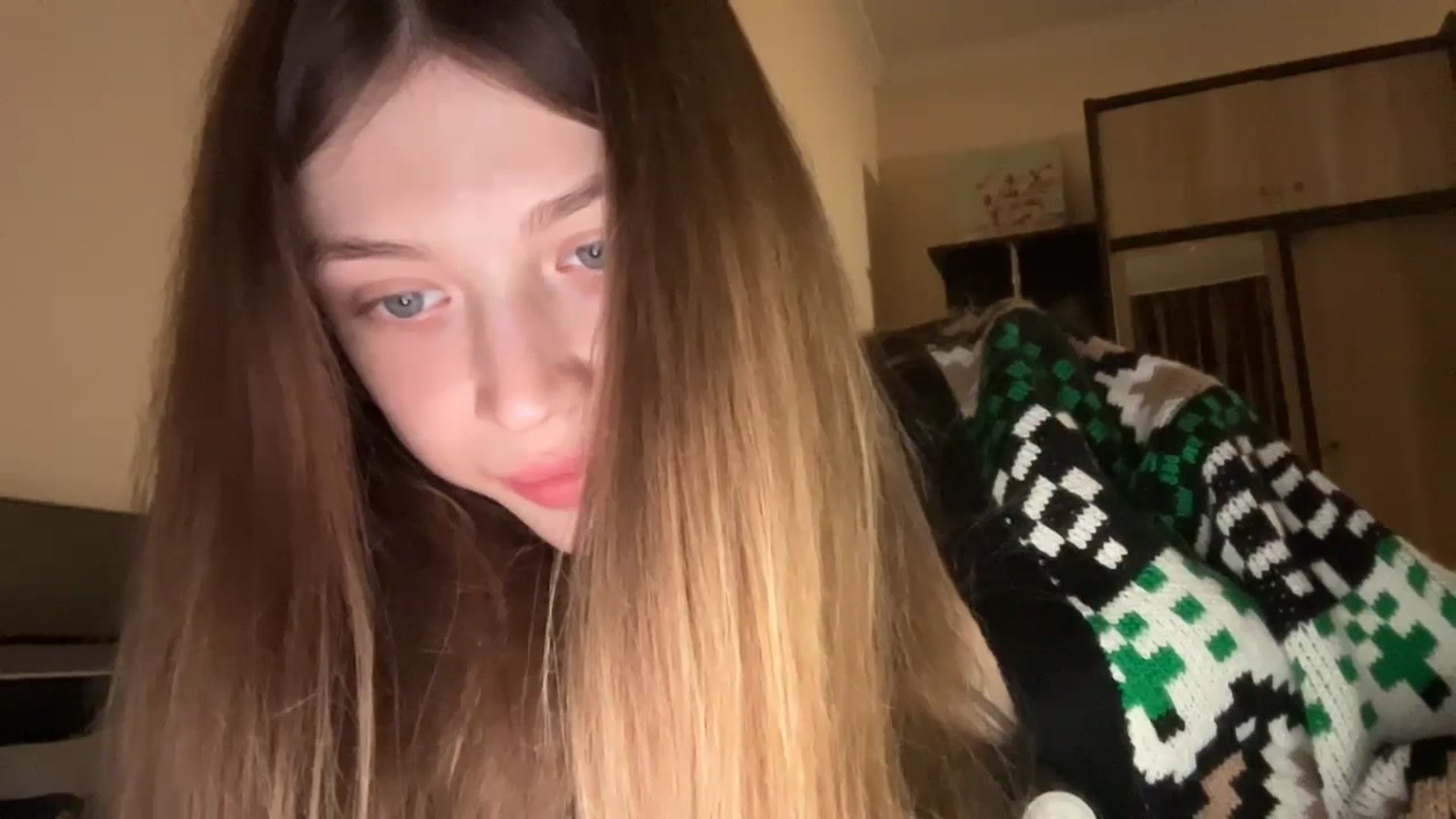 Gallery image thumbnail from Coconut_dream's myfreecams stream on, 11/26/2023, 19:20 image 11 of 20