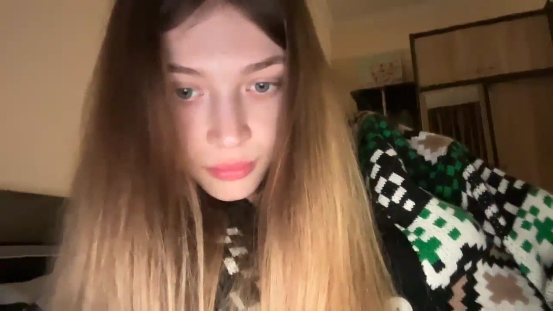 Gallery image thumbnail from Coconut_dream's myfreecams stream on, 11/26/2023, 19:20 image 14 of 20