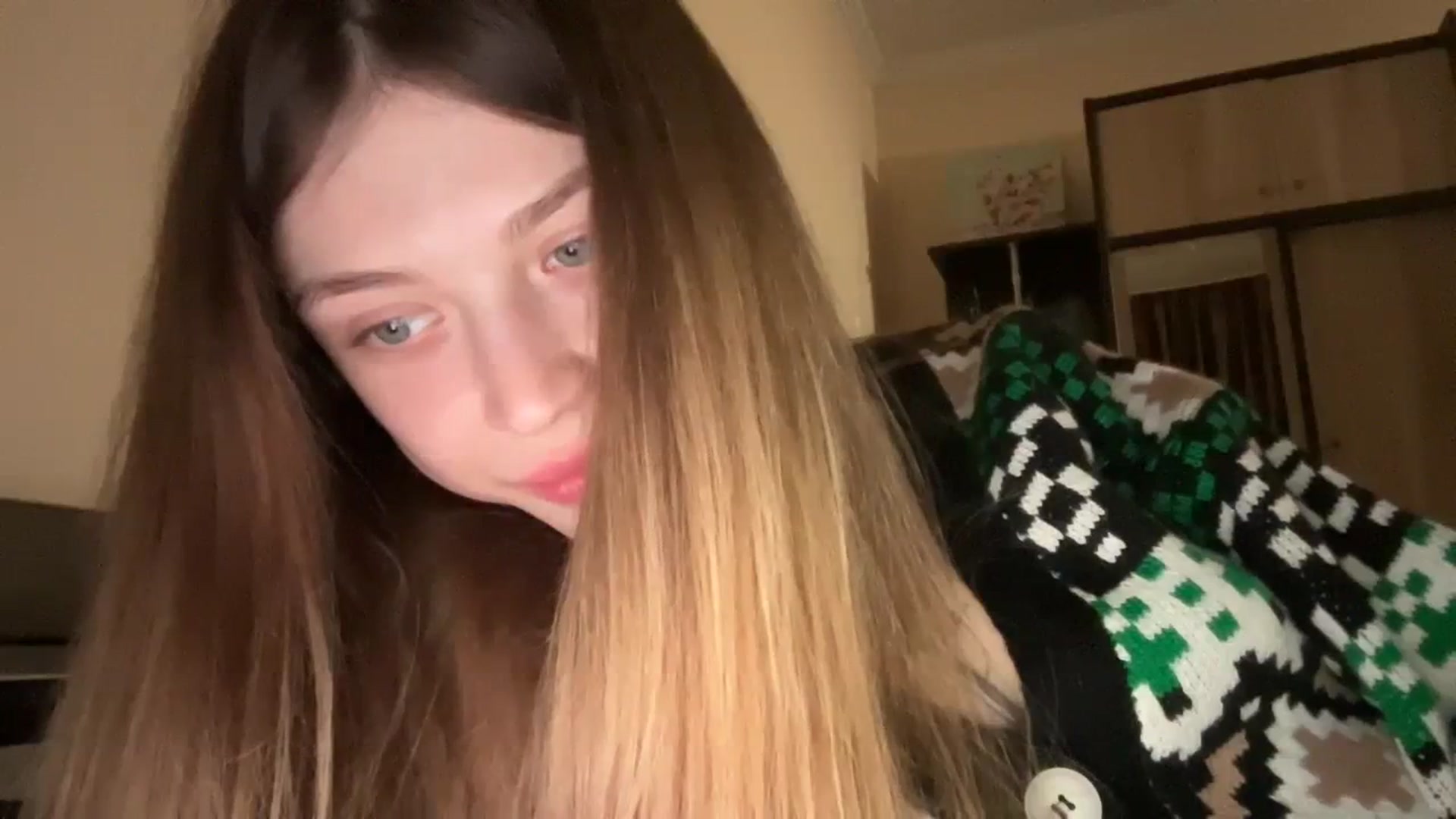 Gallery image thumbnail from Coconut_dream's myfreecams stream on, 11/26/2023, 19:20 image 13 of 20