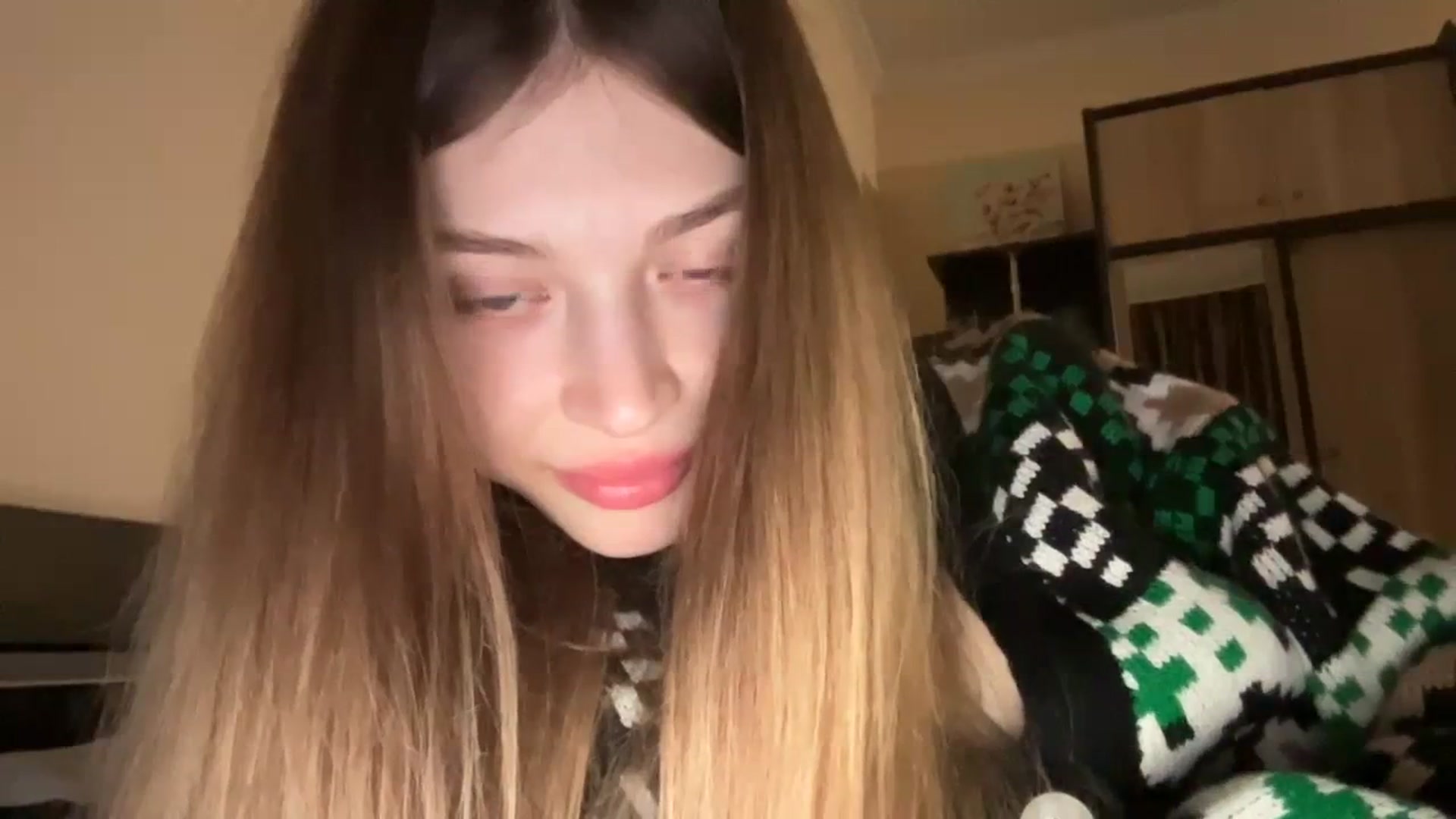 Gallery image thumbnail from Coconut_dream's myfreecams stream on, 11/26/2023, 19:20 image 12 of 20