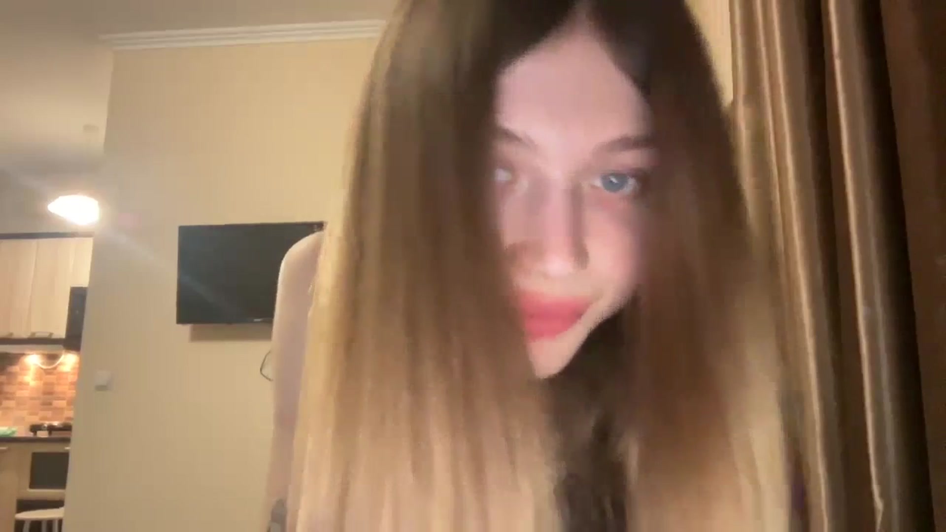 Gallery image thumbnail from Coconut_dream's myfreecams stream on, 11/29/2023, 16:15 image 12 of 20
