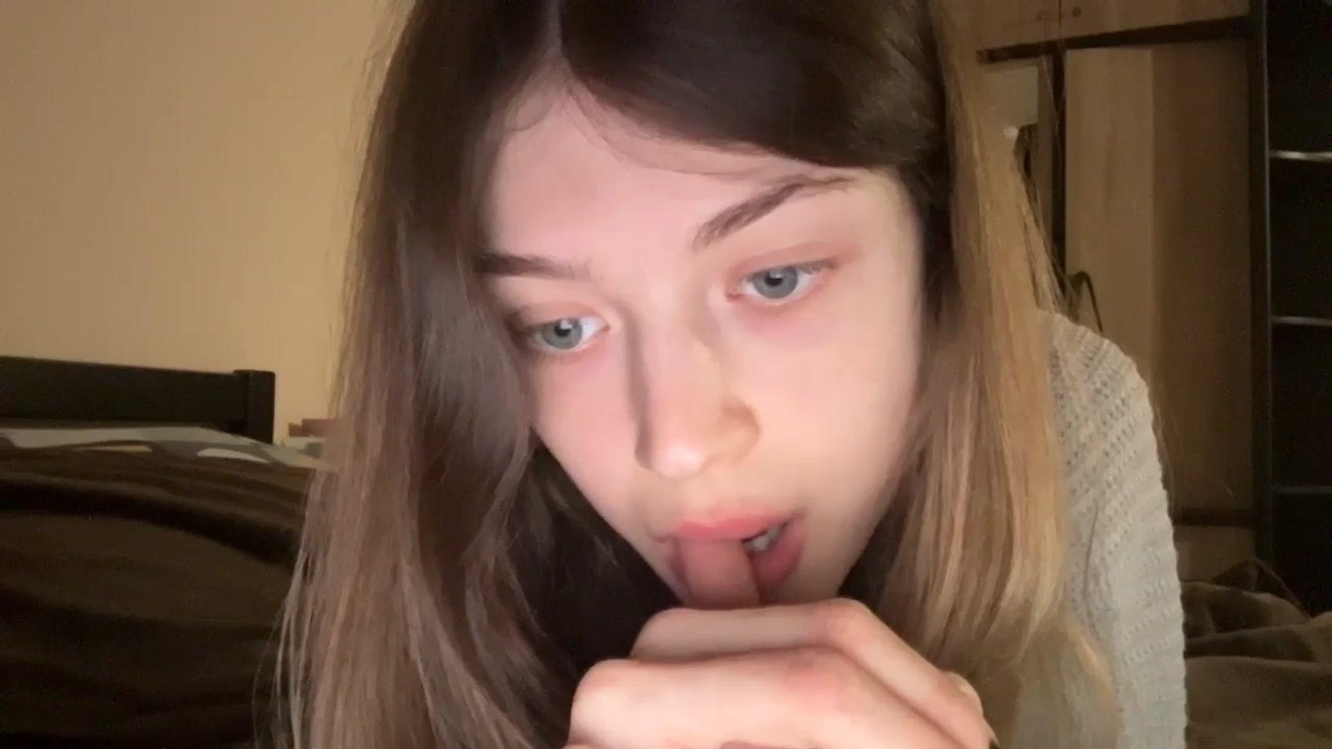 Gallery image thumbnail from Coconut_dream's myfreecams stream on, 11/30/2023, 06:39 image 13 of 20