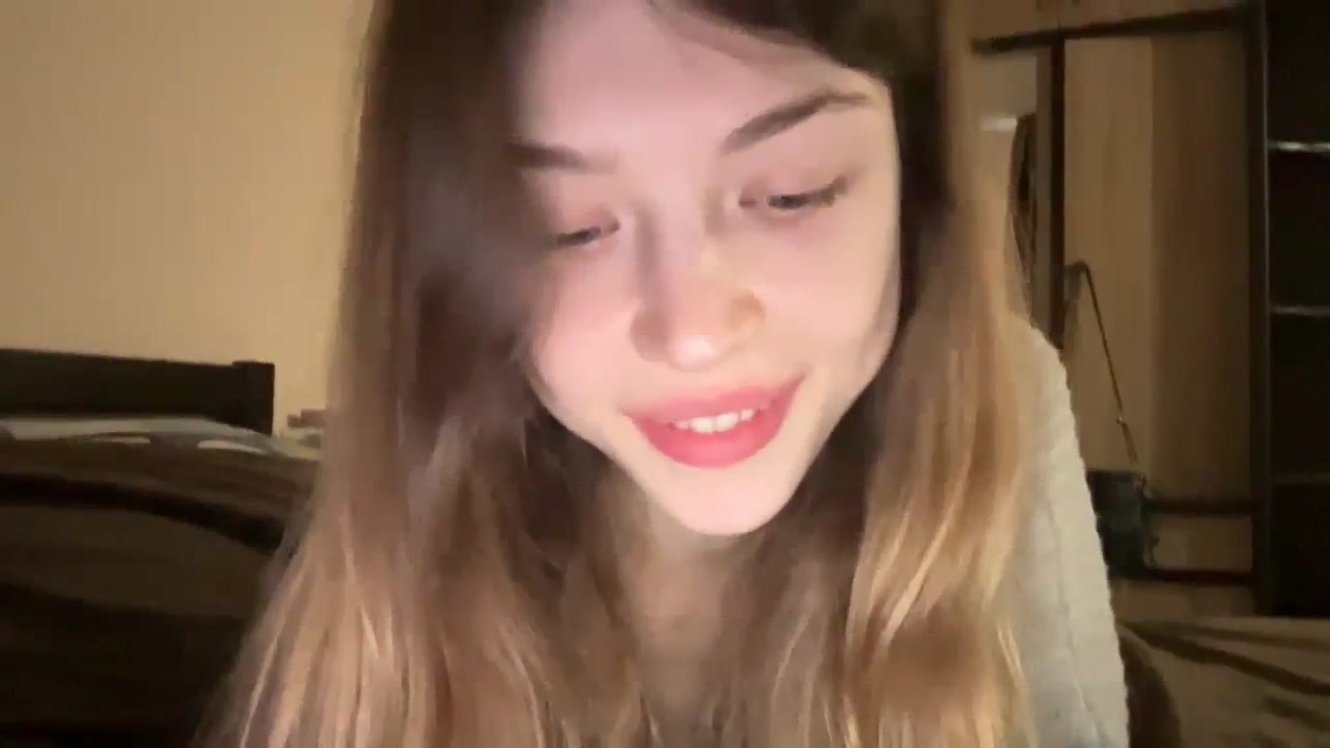 Gallery image thumbnail from Coconut_dream's myfreecams stream on, 11/30/2023, 06:39 image 9 of 20