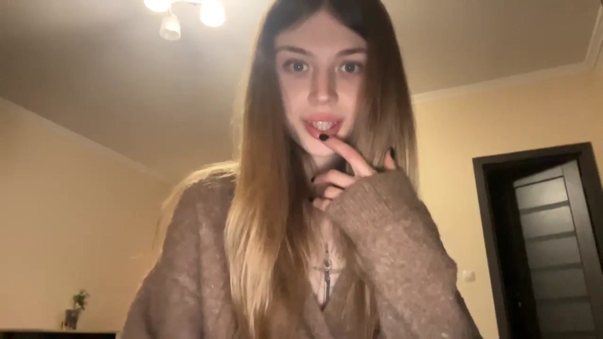 Gallery image thumbnail from Coconut_dream's myfreecams stream on, 12/01/2023, 15:06 image 2 of 20