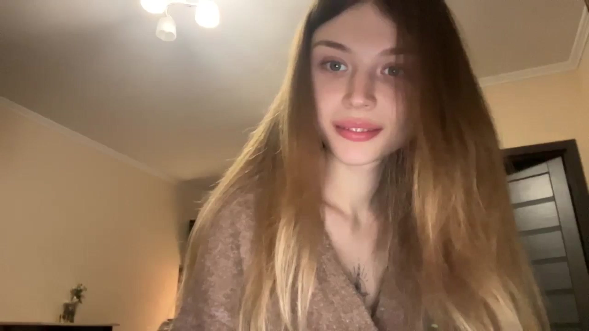 Gallery image thumbnail from Coconut_dream's myfreecams stream on, 12/01/2023, 15:06 image 4 of 20
