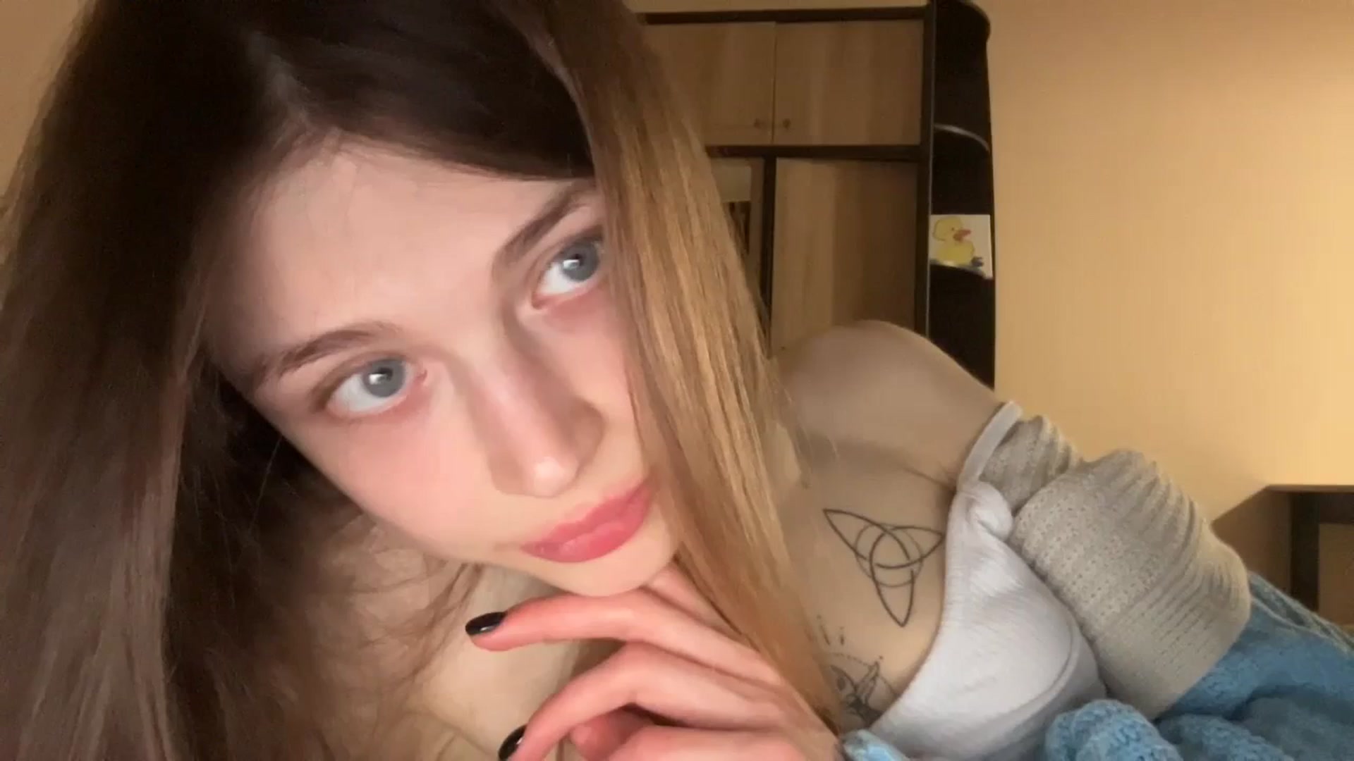 Gallery image thumbnail from Coconut_dream's myfreecams stream on, 12/02/2023, 21:17 image 1 of 20