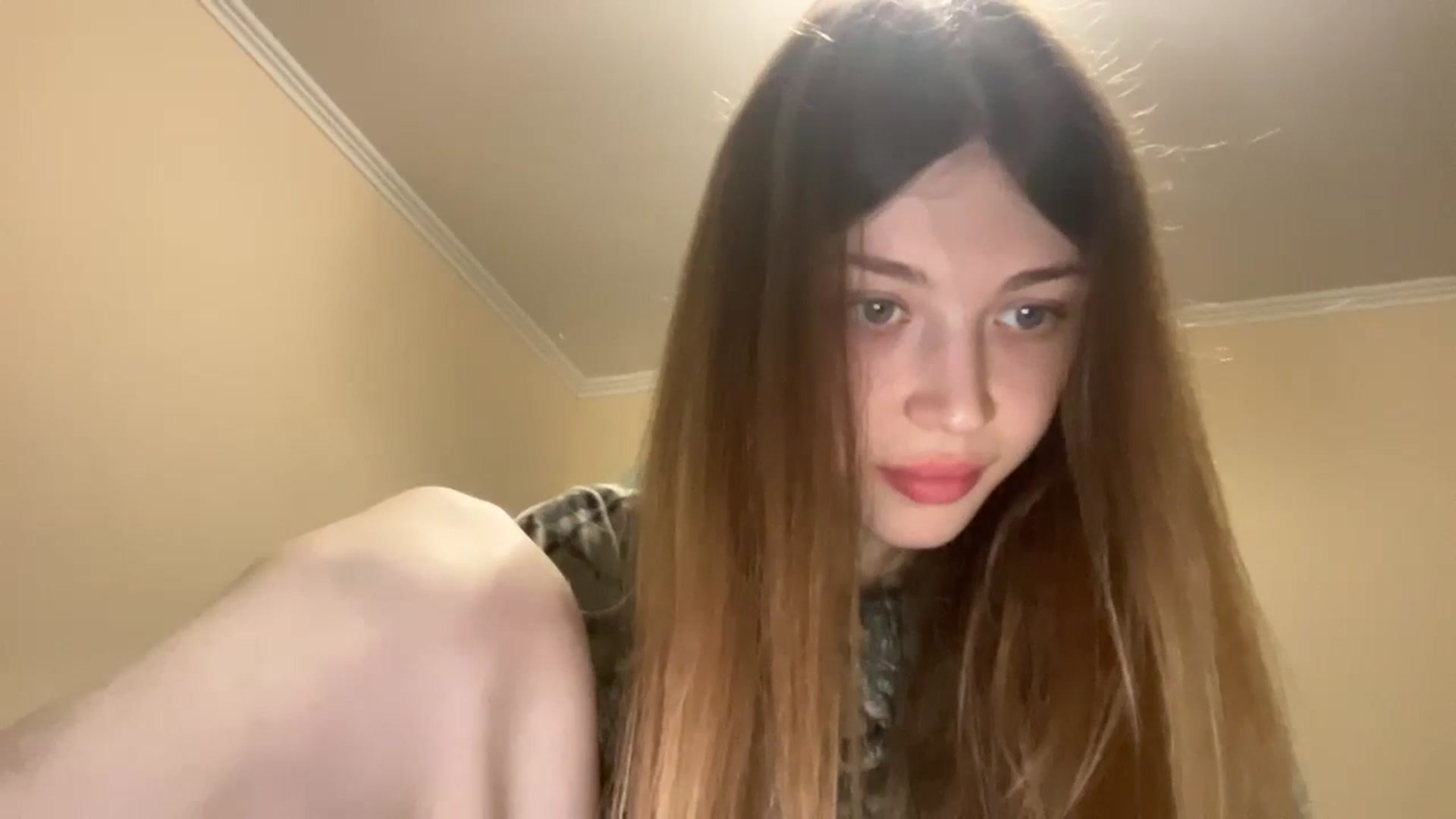 Gallery image thumbnail from Coconut_dream's myfreecams stream on, 12/04/2023, 06:28 image 19 of 20