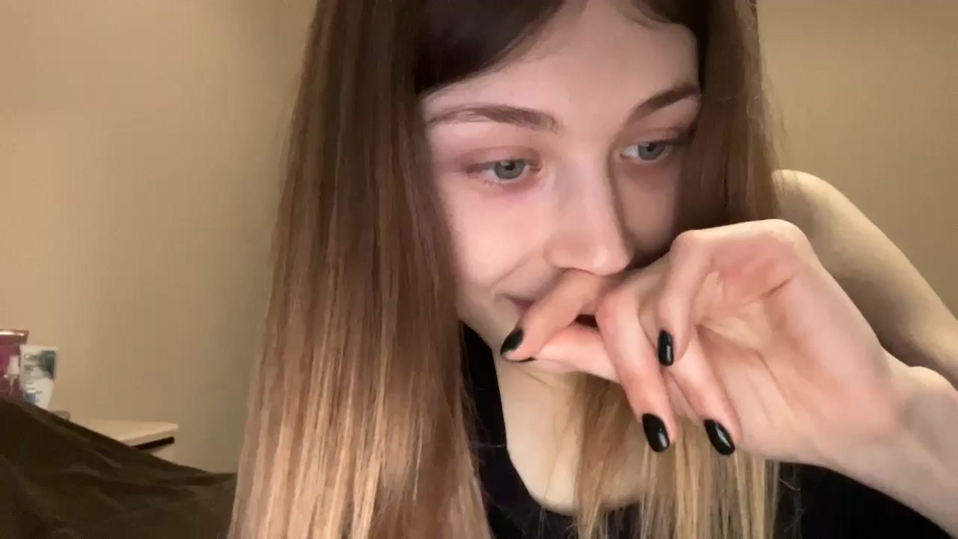 Gallery image thumbnail from Coconut_dream's myfreecams stream on, 12/04/2023, 08:16 image 19 of 20