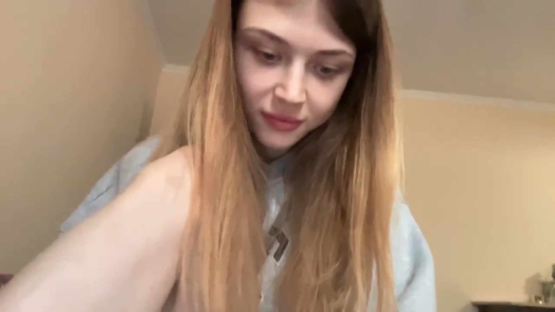Gallery image thumbnail from Coconut_dream's myfreecams stream on, 12/06/2023, 10:57 image 4 of 20