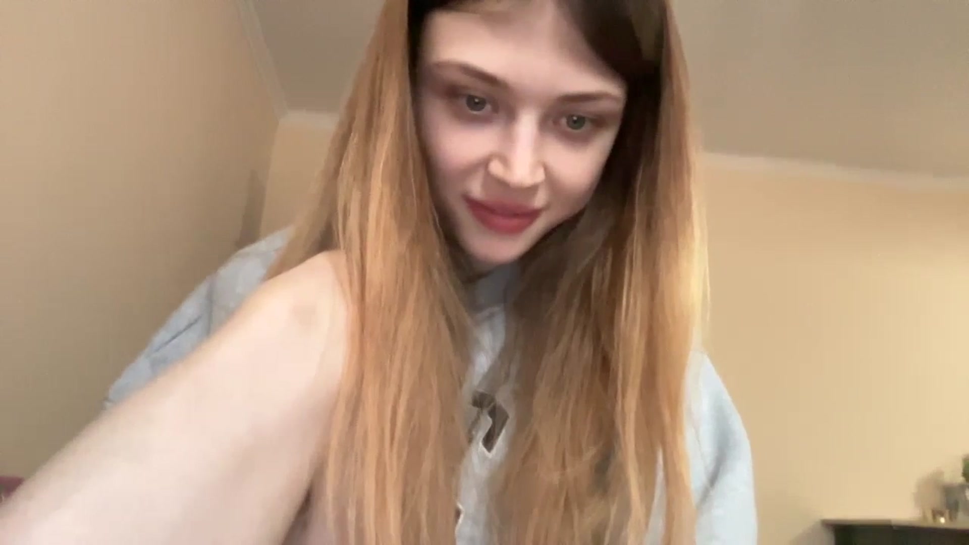Gallery image thumbnail from Coconut_dream's myfreecams stream on, 12/06/2023, 10:57 image 5 of 20