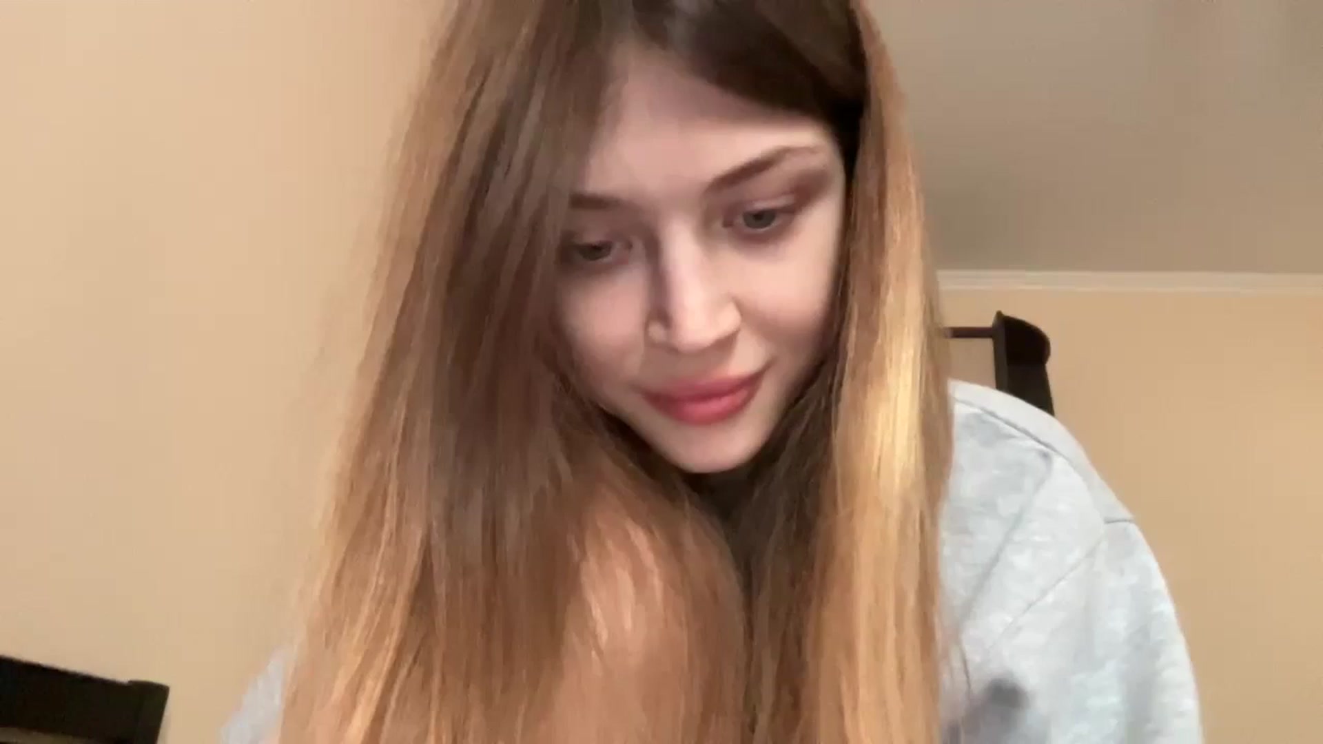 Gallery image thumbnail from Coconut_dream's myfreecams stream on, 12/06/2023, 10:57 image 1 of 20