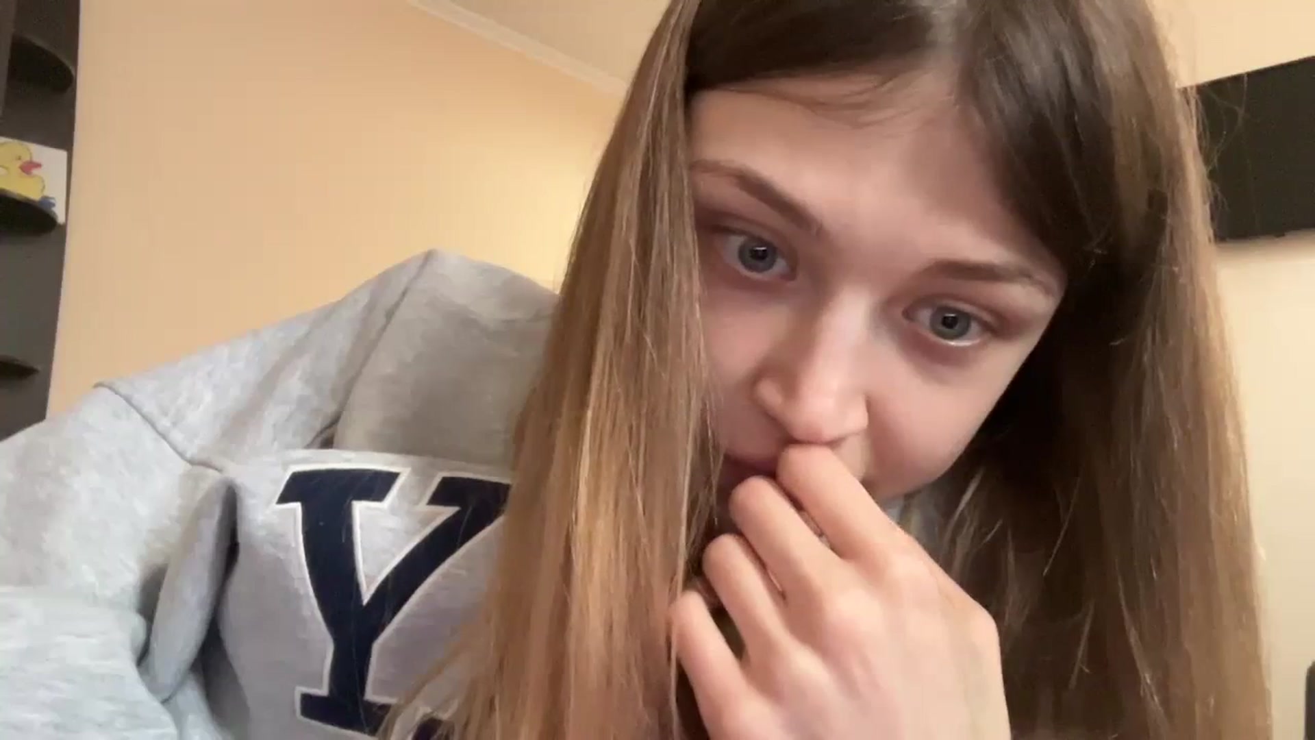 Gallery image thumbnail from Coconut_dream's myfreecams stream on, 12/06/2023, 10:57 image 20 of 20