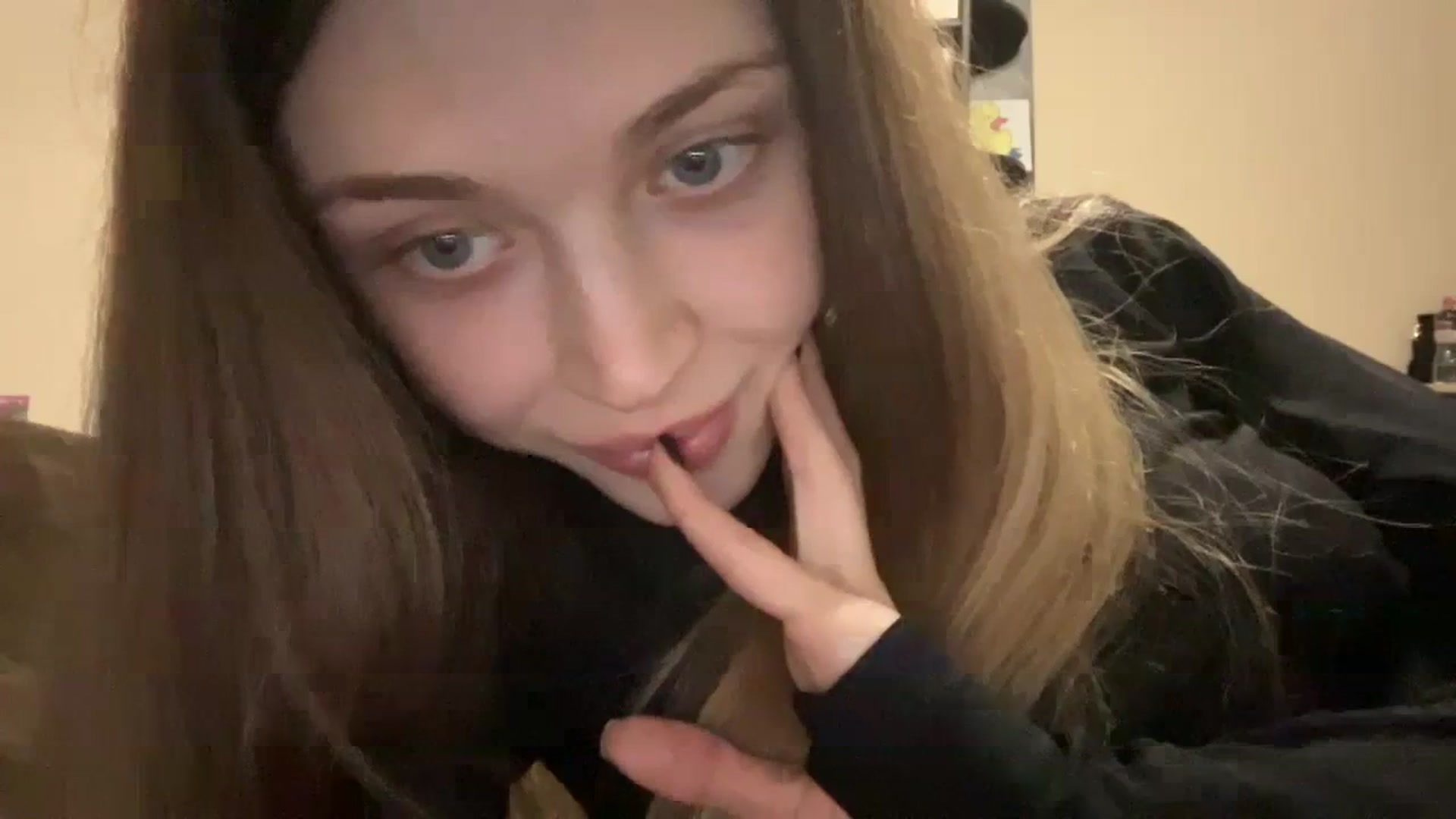 Gallery image thumbnail from Coconut_dream's myfreecams stream on, 12/07/2023, 09:42 image 19 of 20