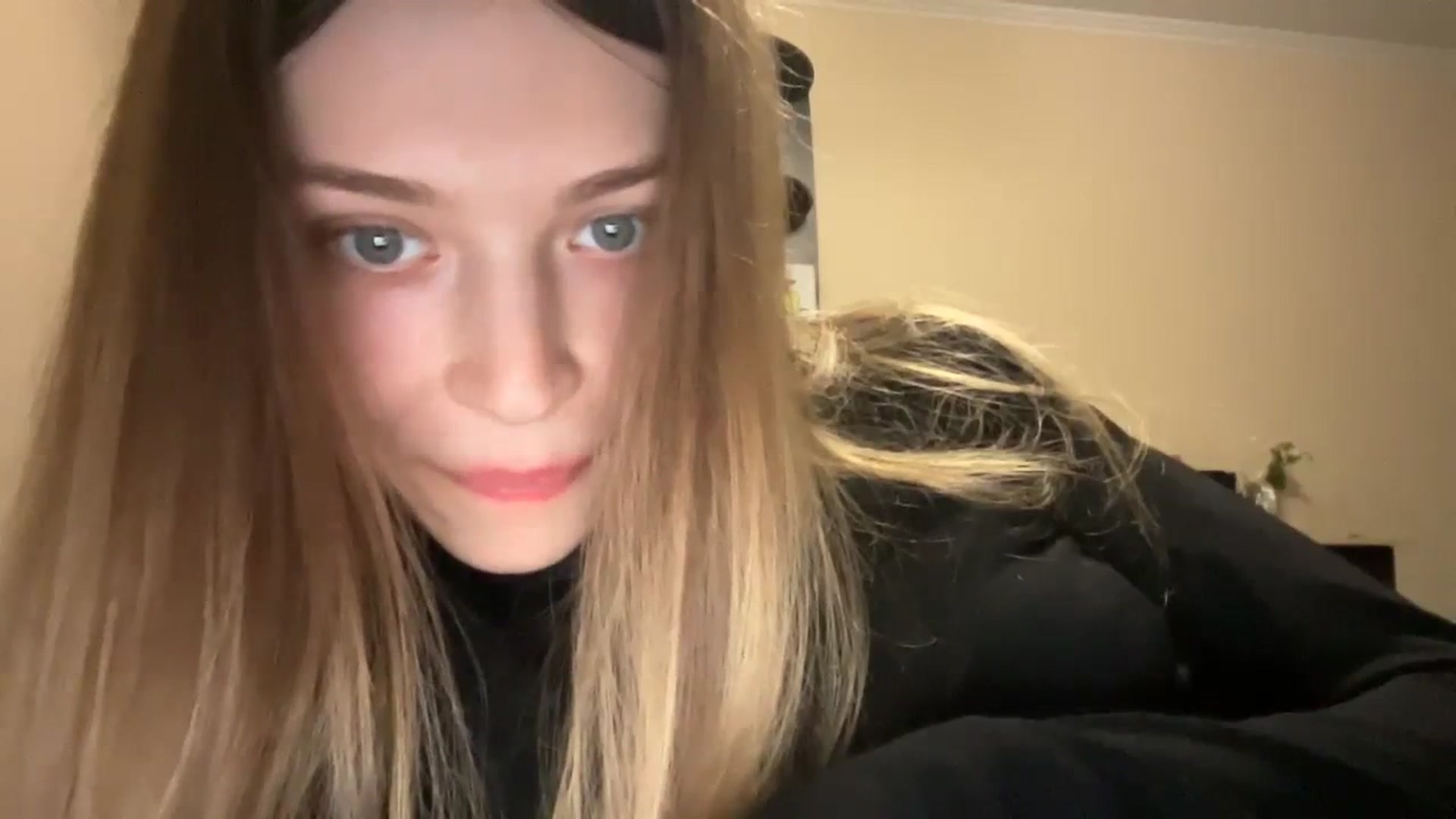Gallery image thumbnail from Coconut_dream's myfreecams stream on, 12/07/2023, 09:42 image 2 of 20