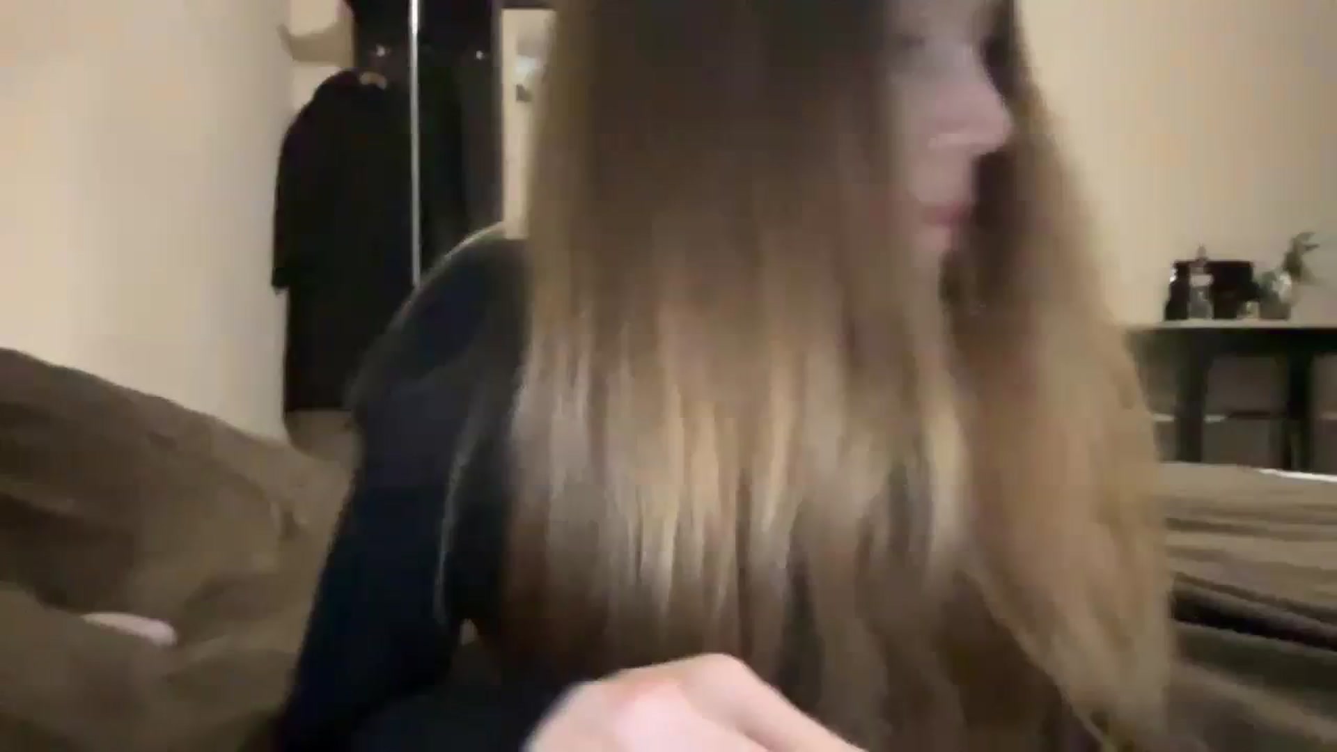 Gallery image thumbnail from Coconut_dream's myfreecams stream on, 12/07/2023, 12:12 image 15 of 20