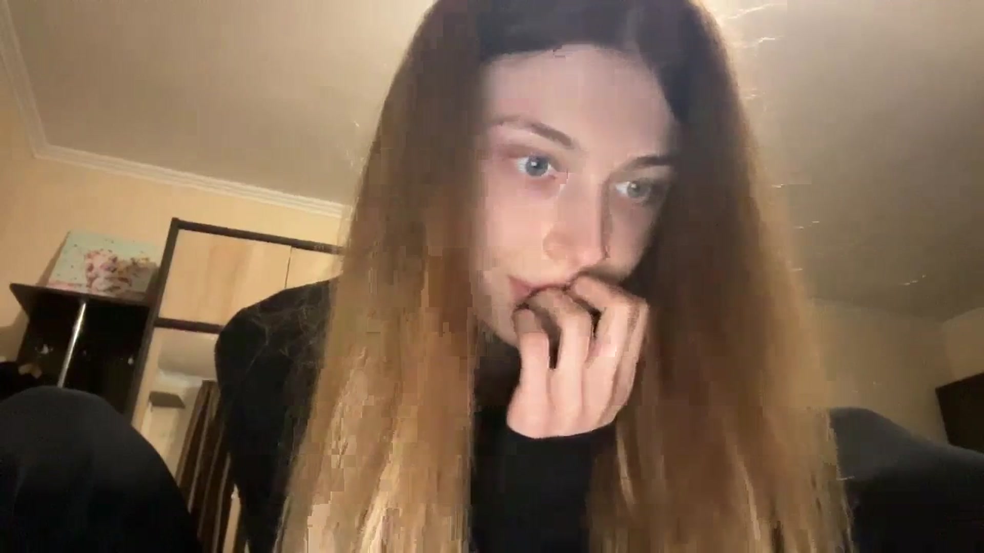 Gallery image thumbnail from Coconut_dream's myfreecams stream on, 12/07/2023, 12:48 image 15 of 20