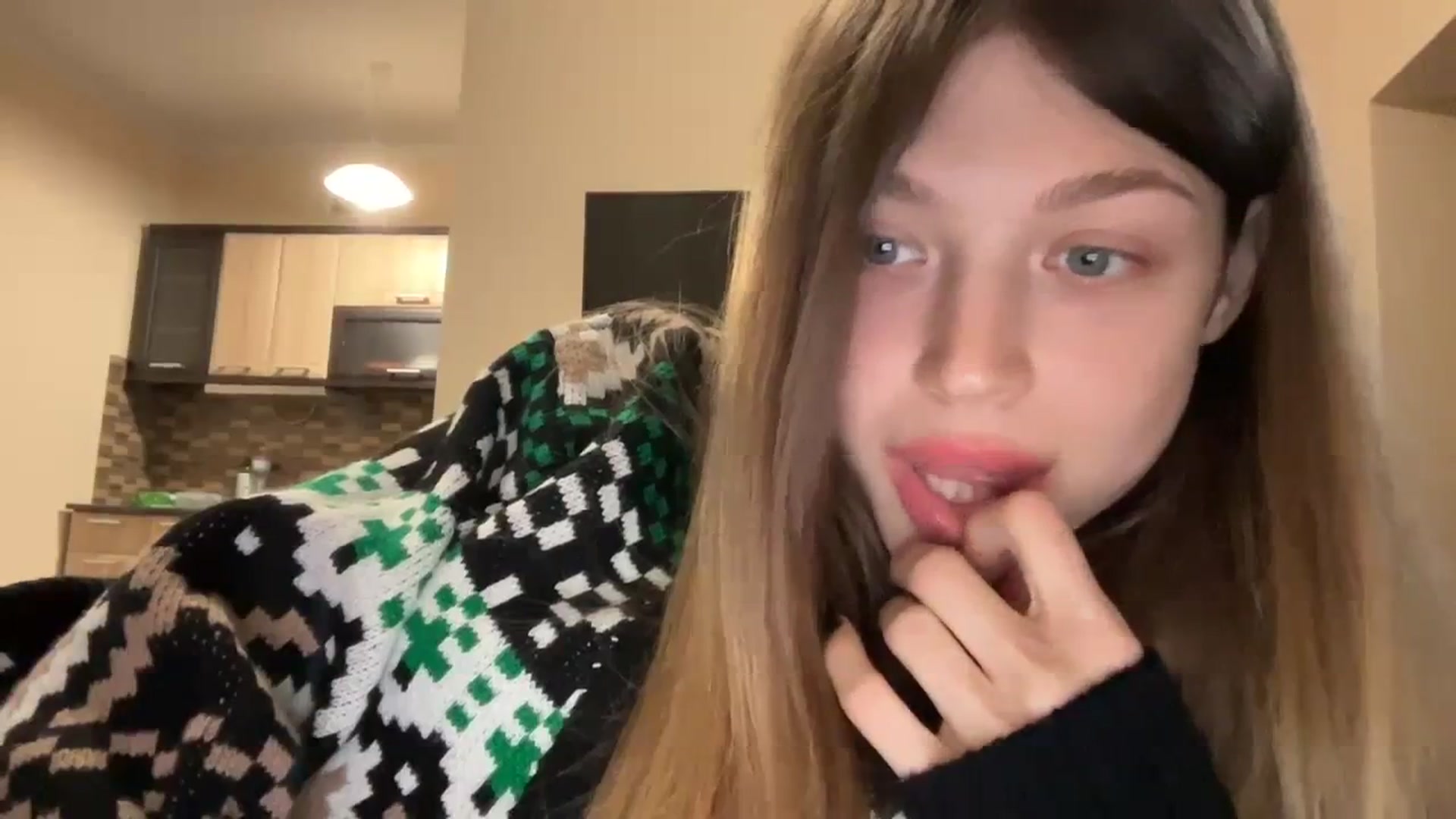 Gallery image thumbnail from Coconut_dream's myfreecams stream on, 12/10/2023, 07:37 image 20 of 20