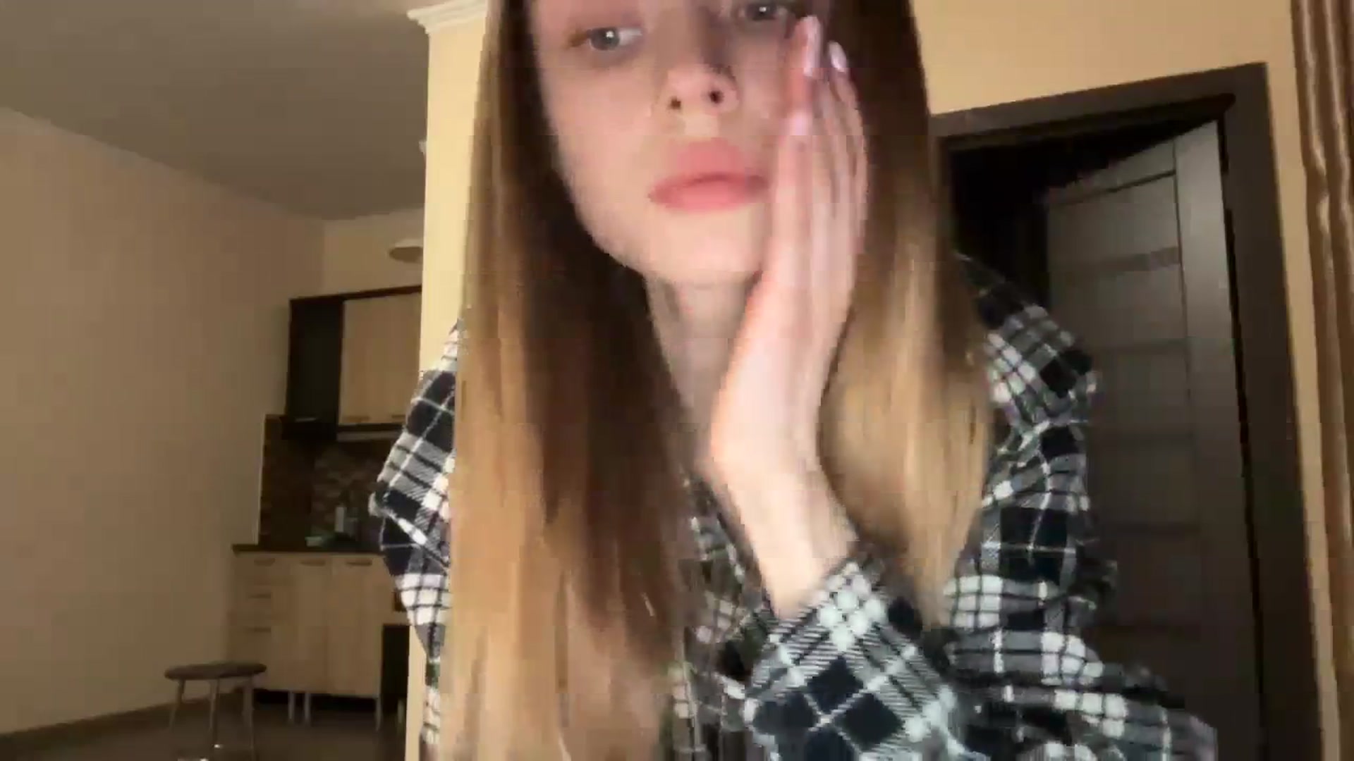 Gallery image thumbnail from Coconut_dream's myfreecams stream on, 12/11/2023, 19:35 image 17 of 20