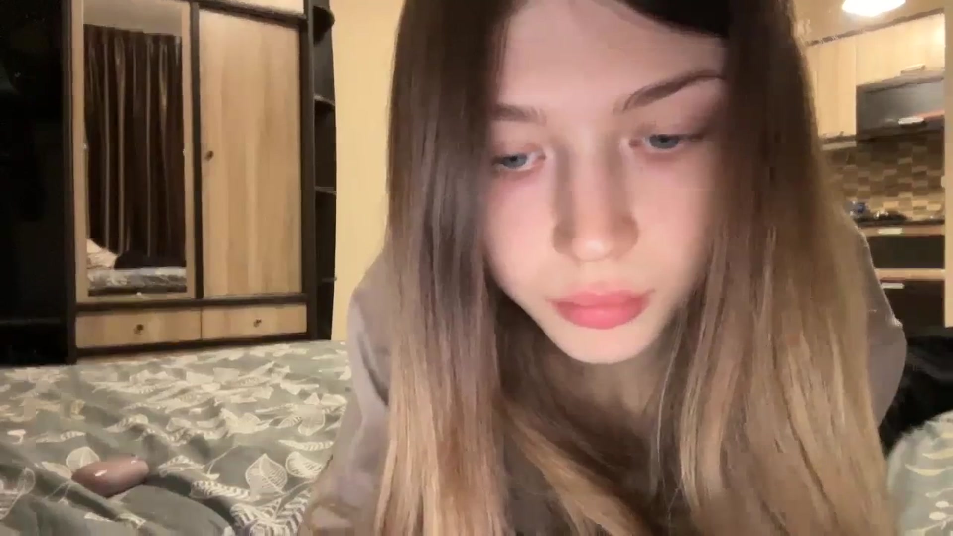 Gallery image thumbnail from Coconut_dream's myfreecams stream on, 12/12/2023, 06:41 image 10 of 20