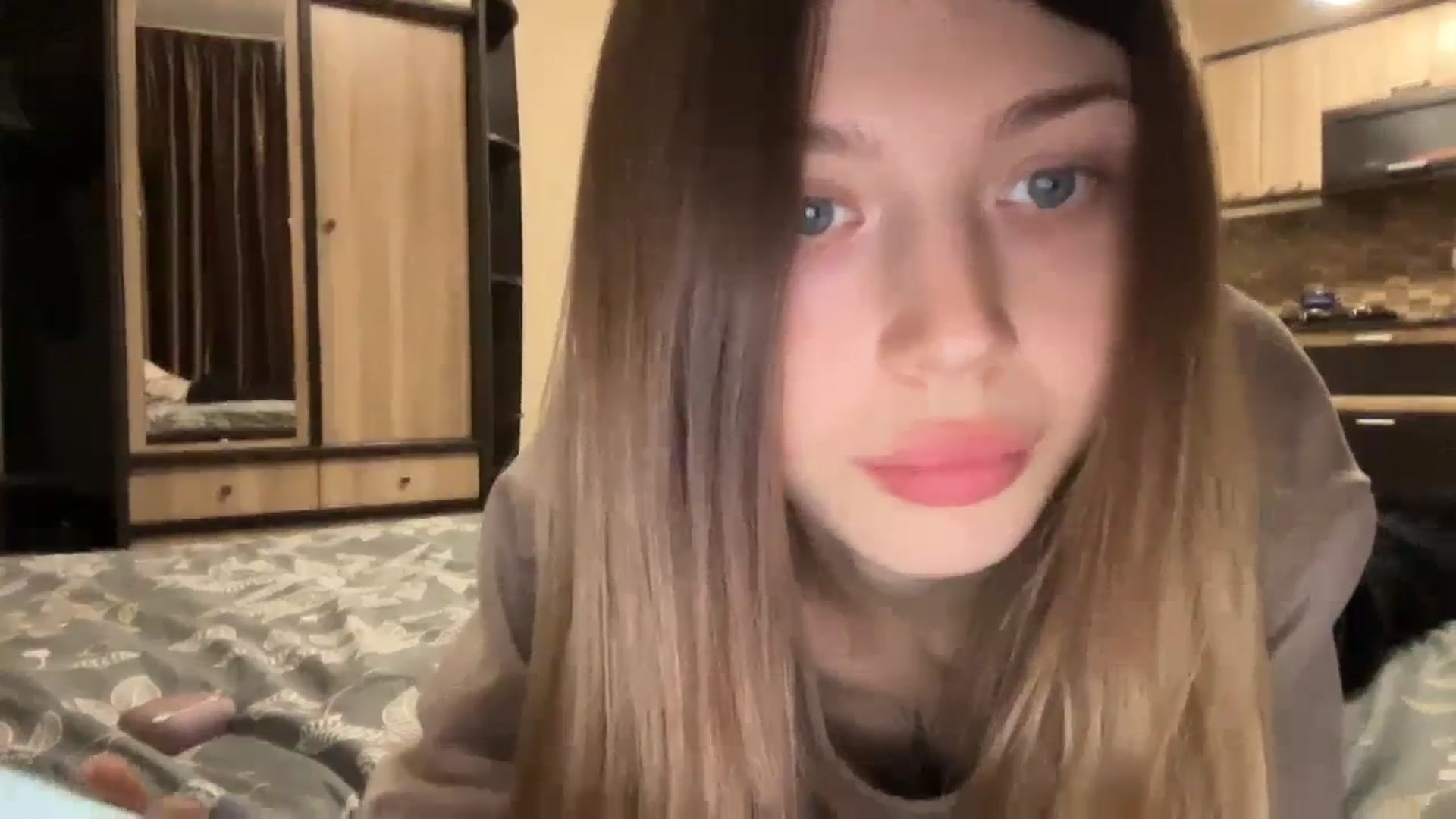 Gallery image thumbnail from Coconut_dream's myfreecams stream on, 12/12/2023, 06:41 image 12 of 20