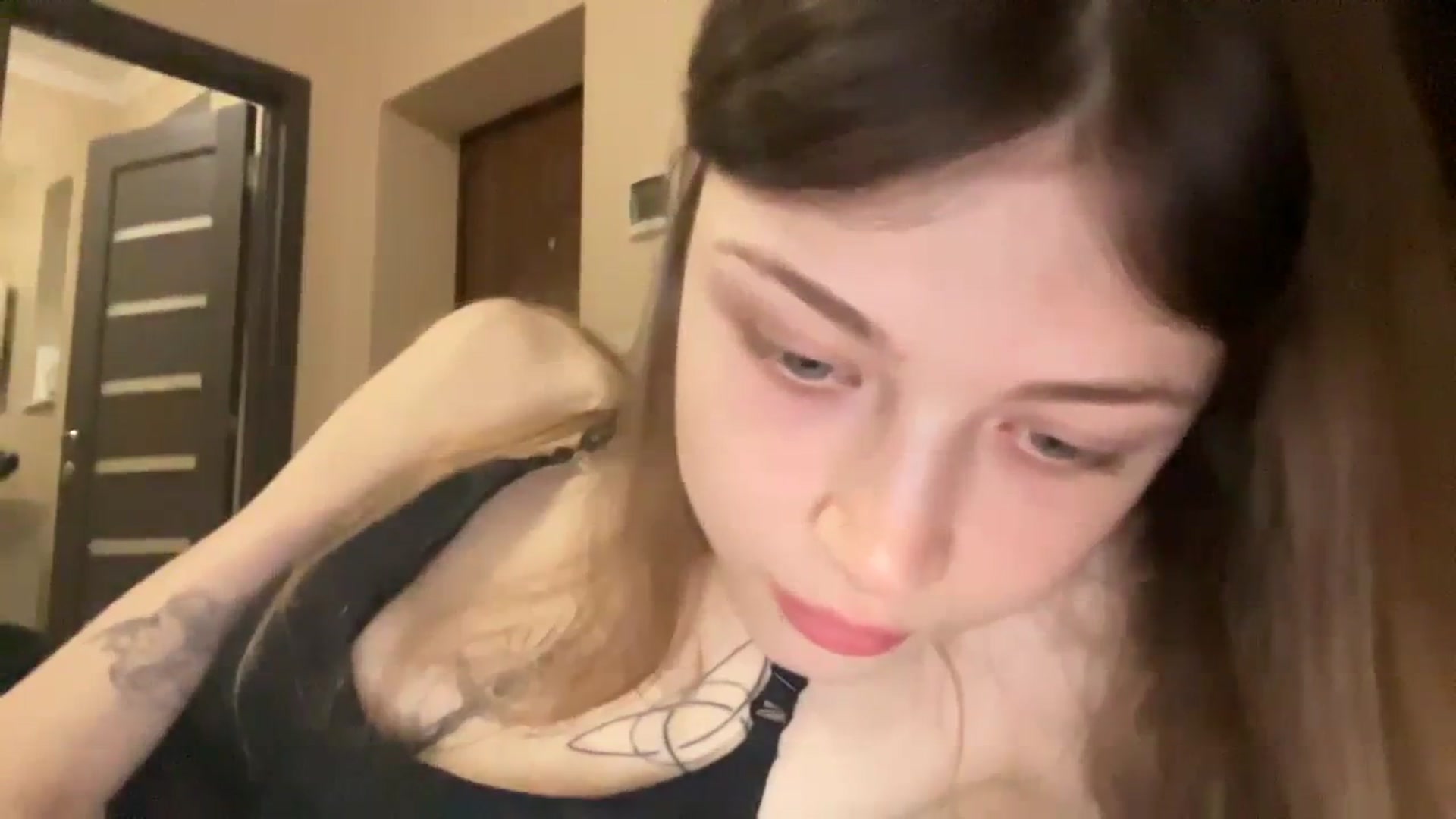 Gallery image thumbnail from Coconut_dream's myfreecams stream on, 12/14/2023, 07:45 image 13 of 20