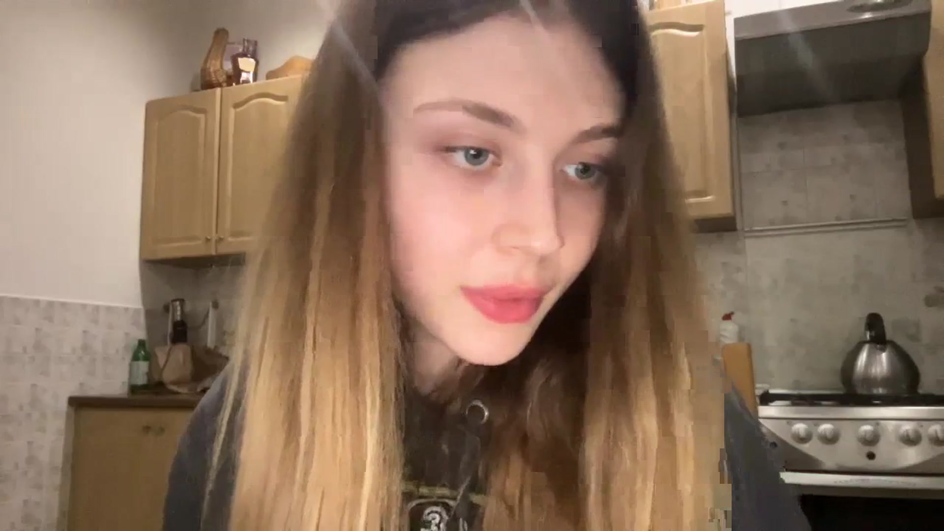 Gallery image thumbnail from Coconut_dream's myfreecams stream on, 12/26/2023, 20:21 image 19 of 20