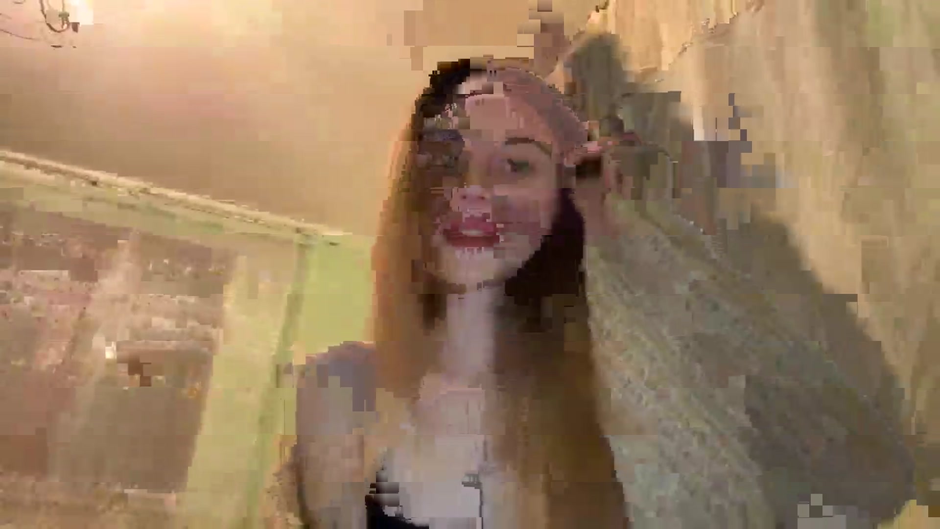 Gallery image thumbnail from Coconut_dream's myfreecams stream on, 01/03/2024, 19:38 image 19 of 20