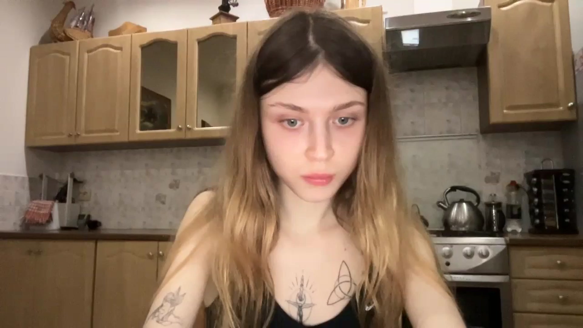 Gallery image thumbnail from Coconut_dream's myfreecams stream on, 01/04/2024, 19:03 image 6 of 20