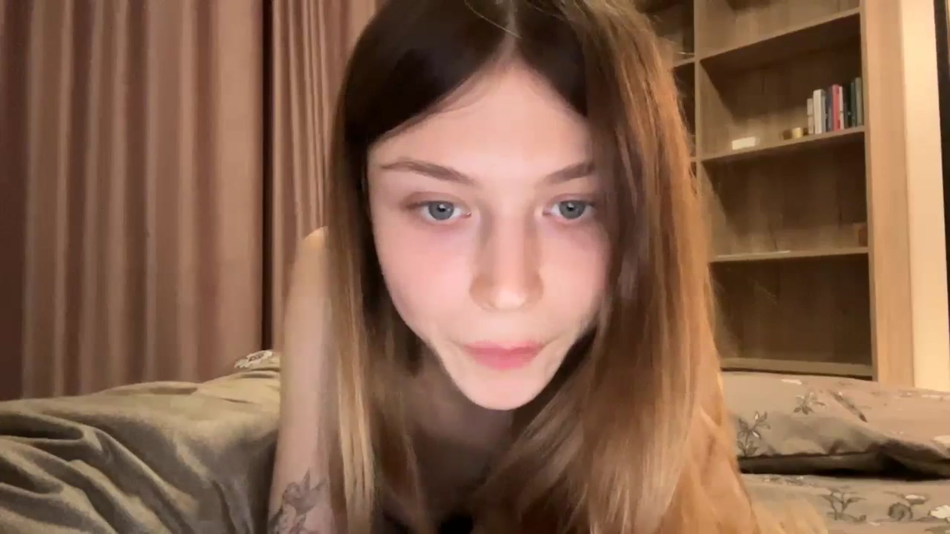 Gallery image thumbnail from Coconut_dream's myfreecams stream on, 01/08/2024, 17:21 image 13 of 20