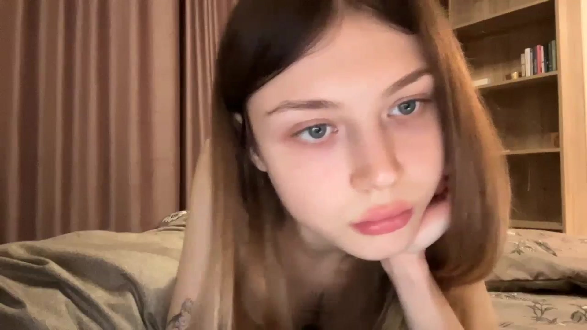 Gallery image thumbnail from Coconut_dream's myfreecams stream on, 01/08/2024, 17:21 image 11 of 20